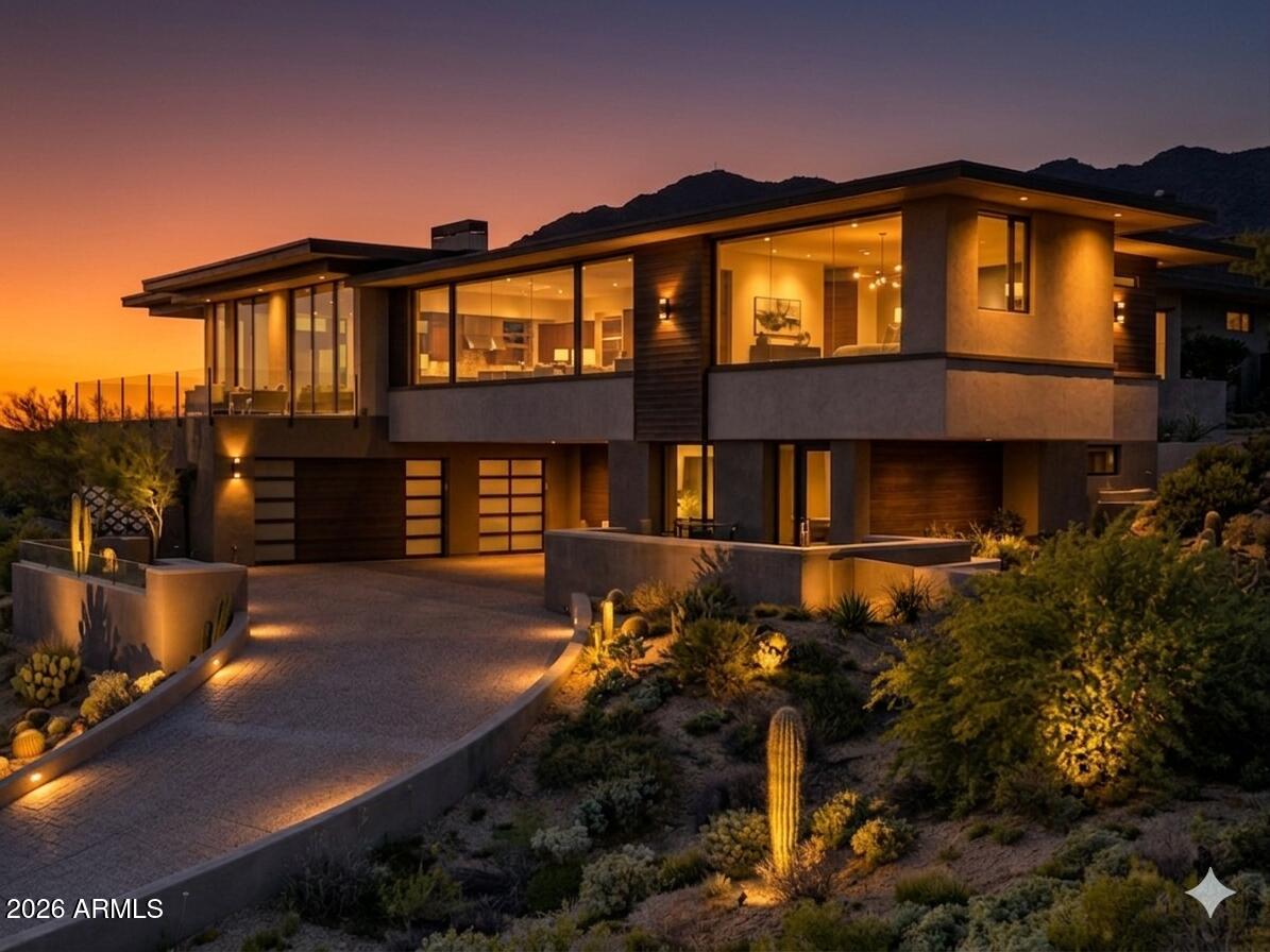 10101 E Cavedale Drive — photo