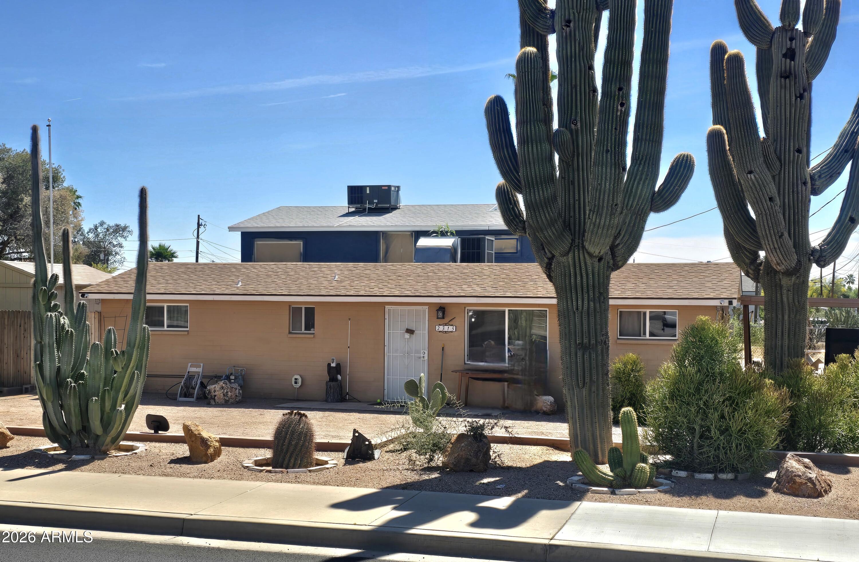 2315 W Superstition Boulevard — photo