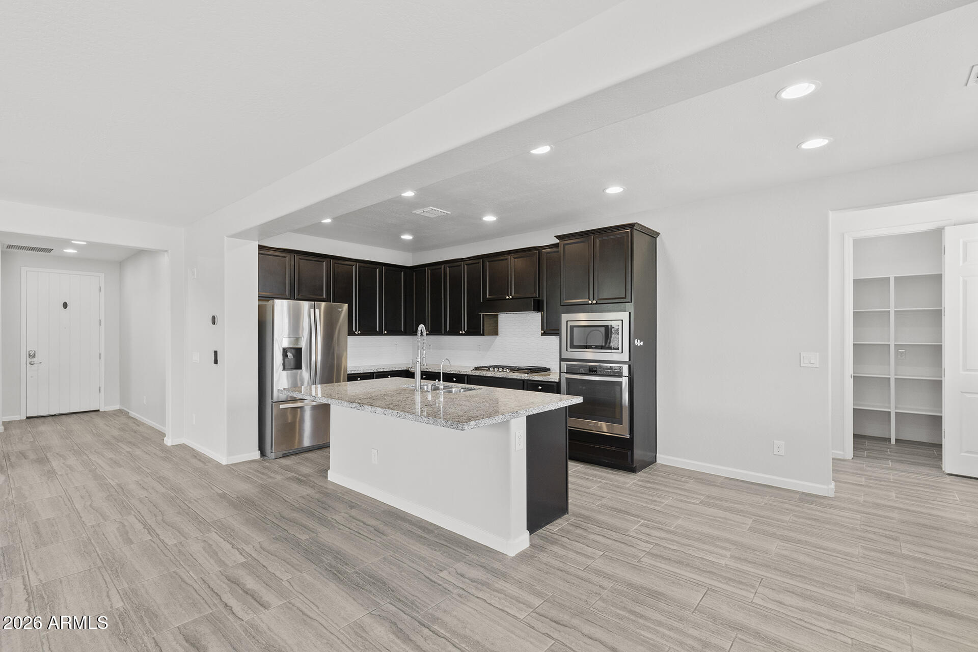 130 N Bay Drive — photo
