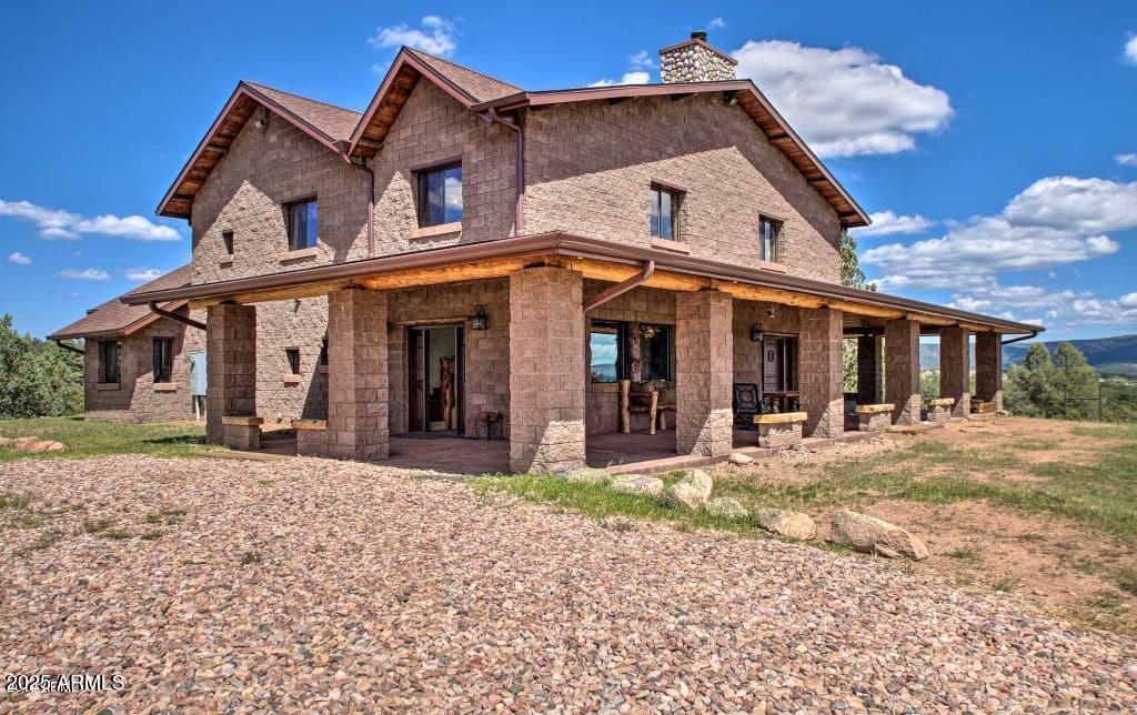 137 E Hilltop Drive — photo