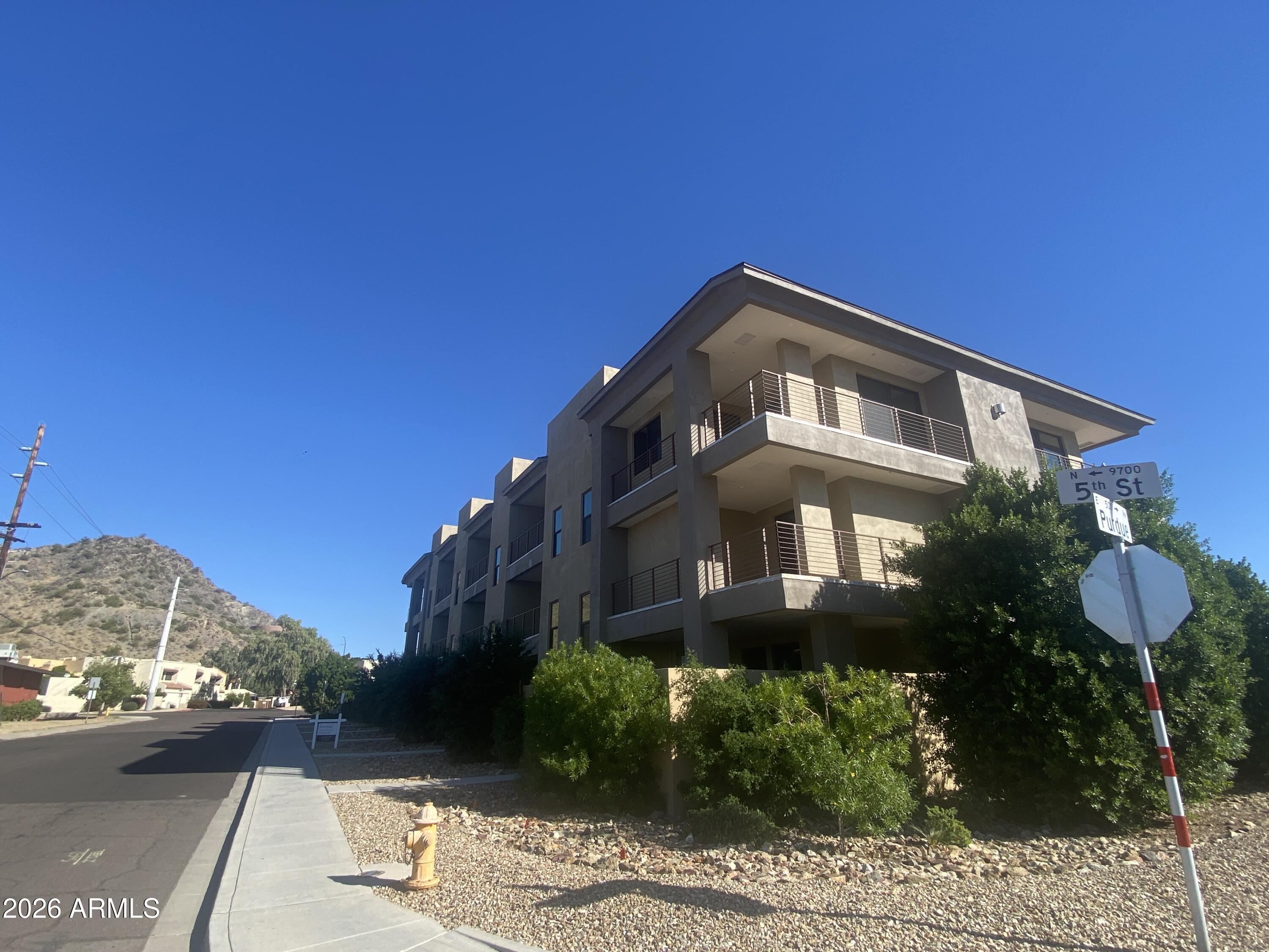 505 E Mountain View Road — photo