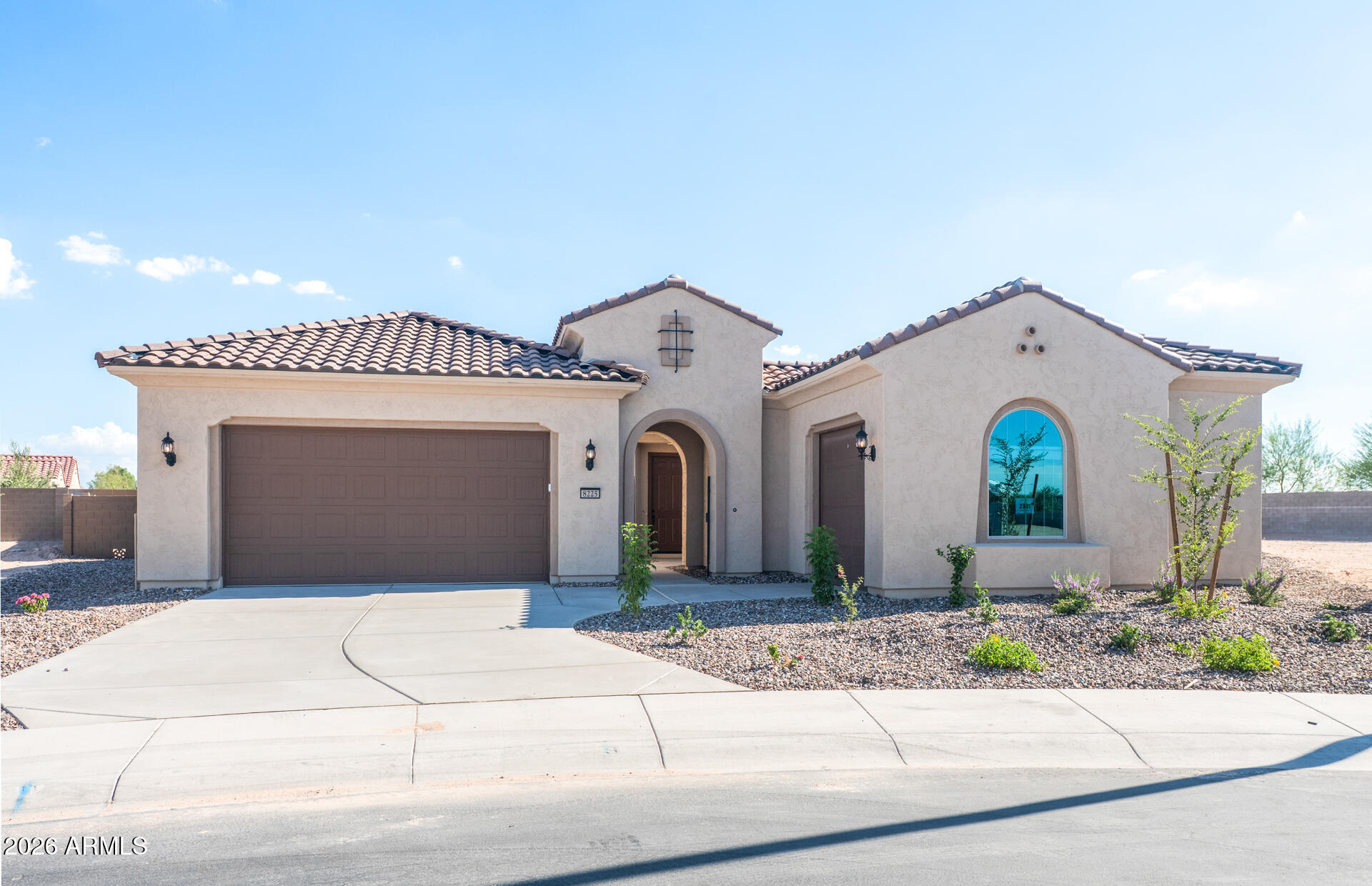 8225 W Willow Way — photo