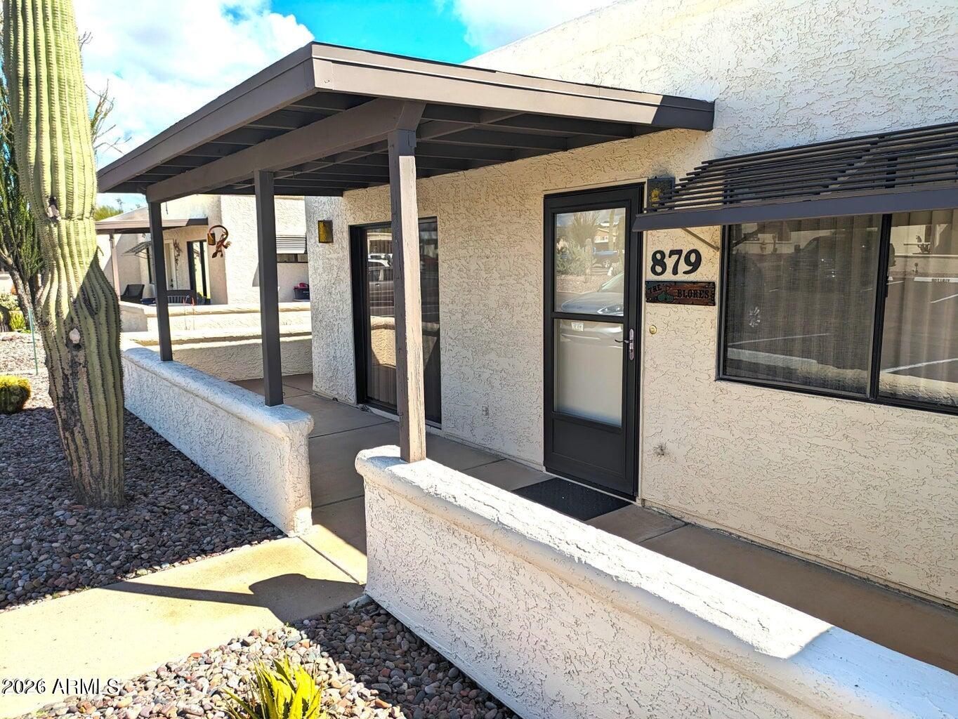 879 E Lancaster Circle — photo
