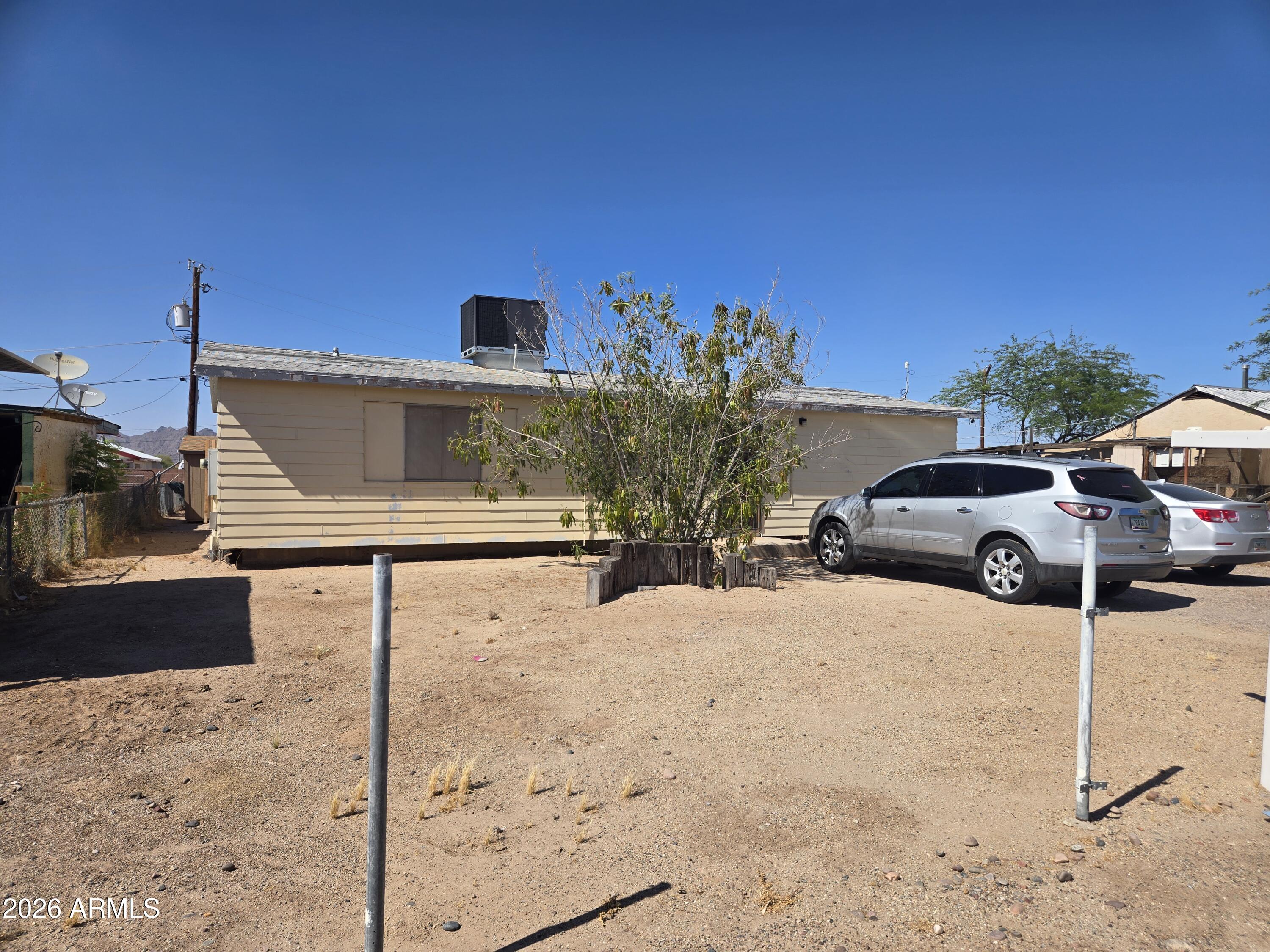 208 W Richards Street — photo