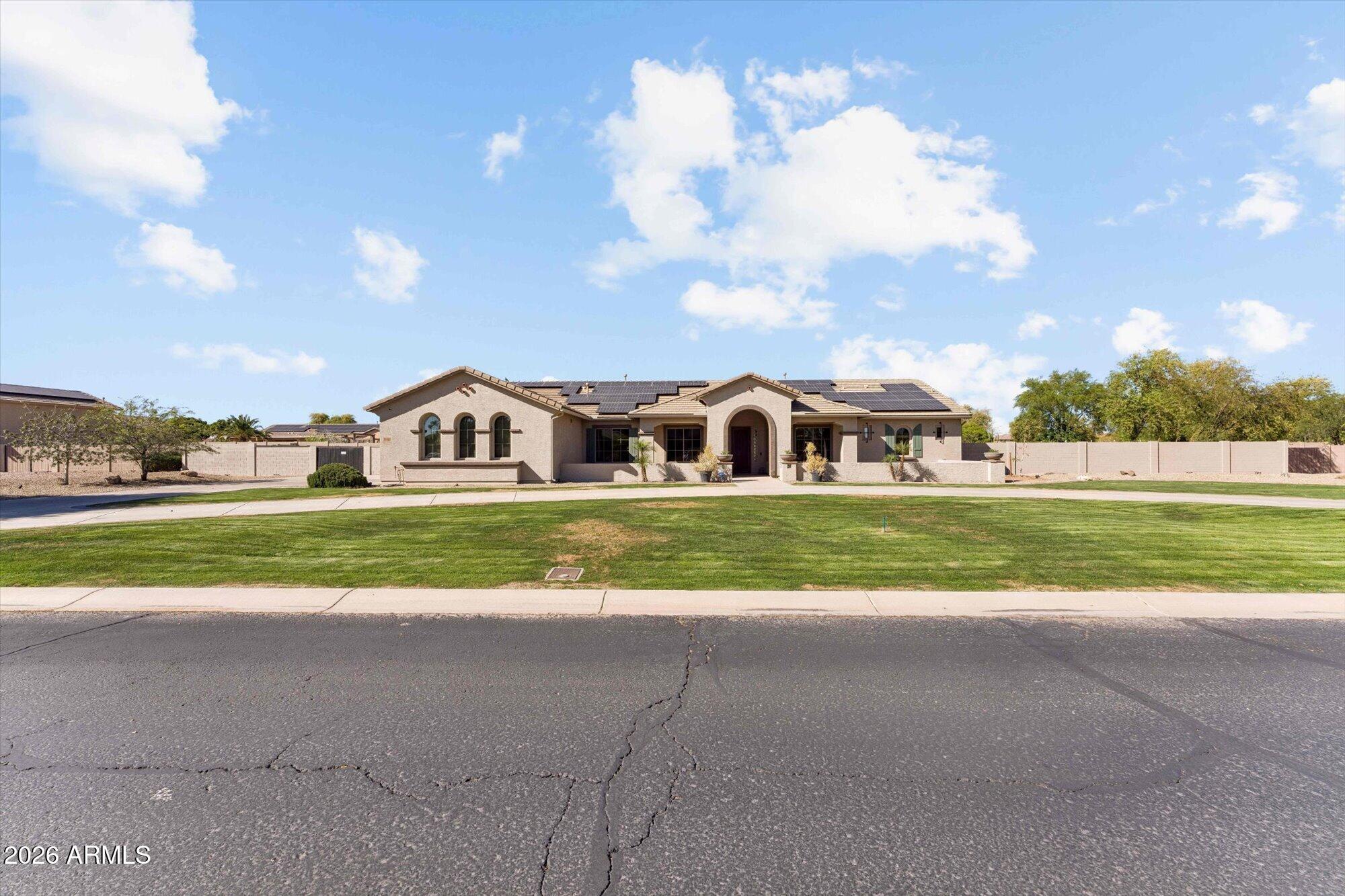 14554 W Desert Cove Road — photo
