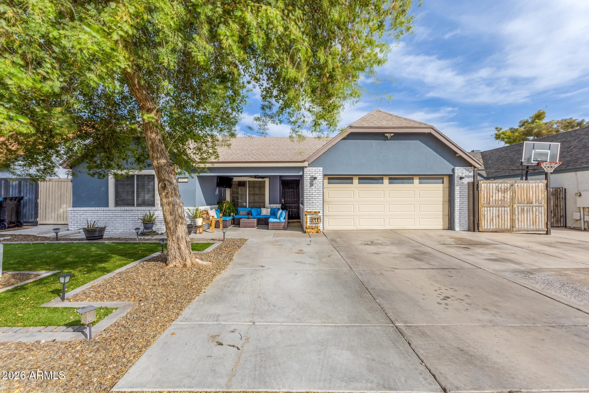 4807 W Julie Drive — photo