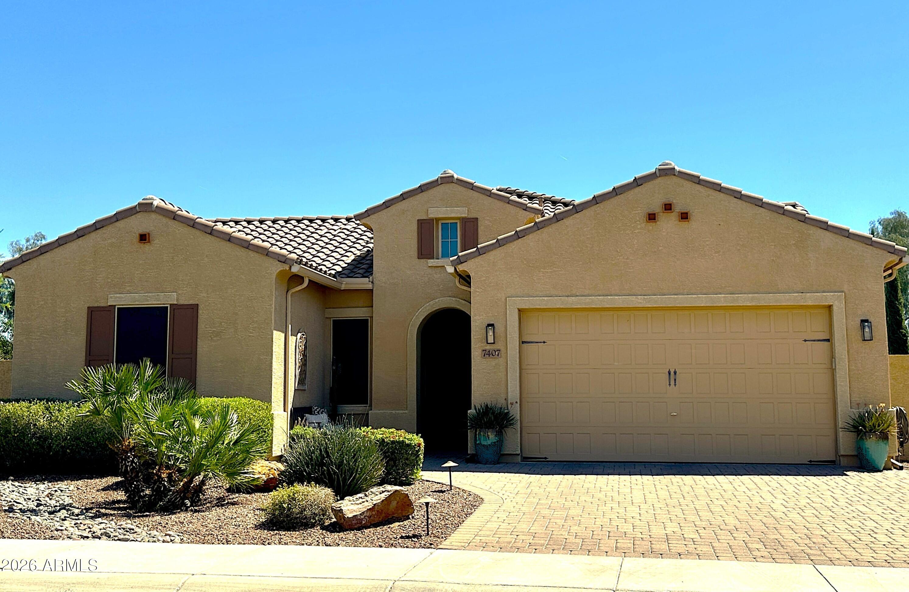 7407 W Remuda Drive — photo
