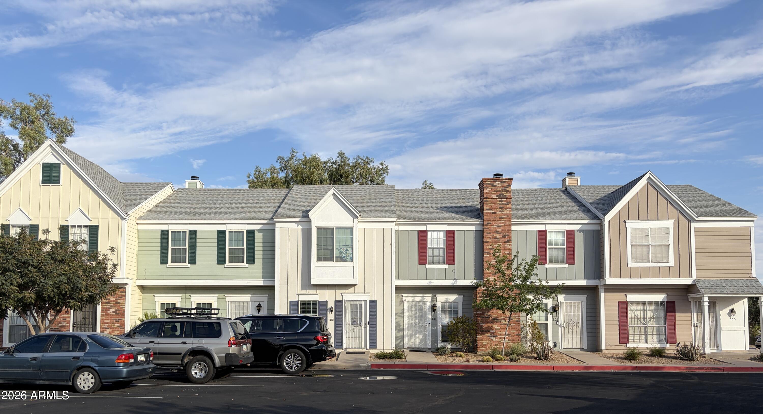 1601 N Saba Street 302 — photo