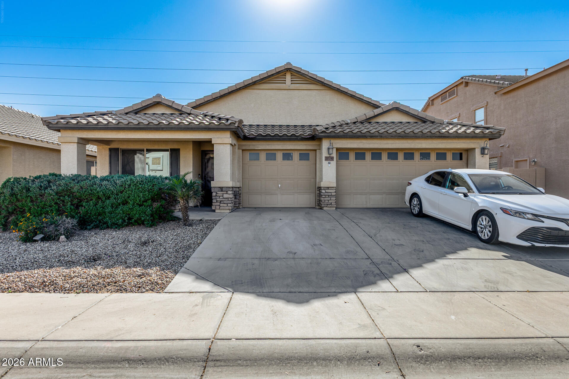 20790 N Lauren Road — photo