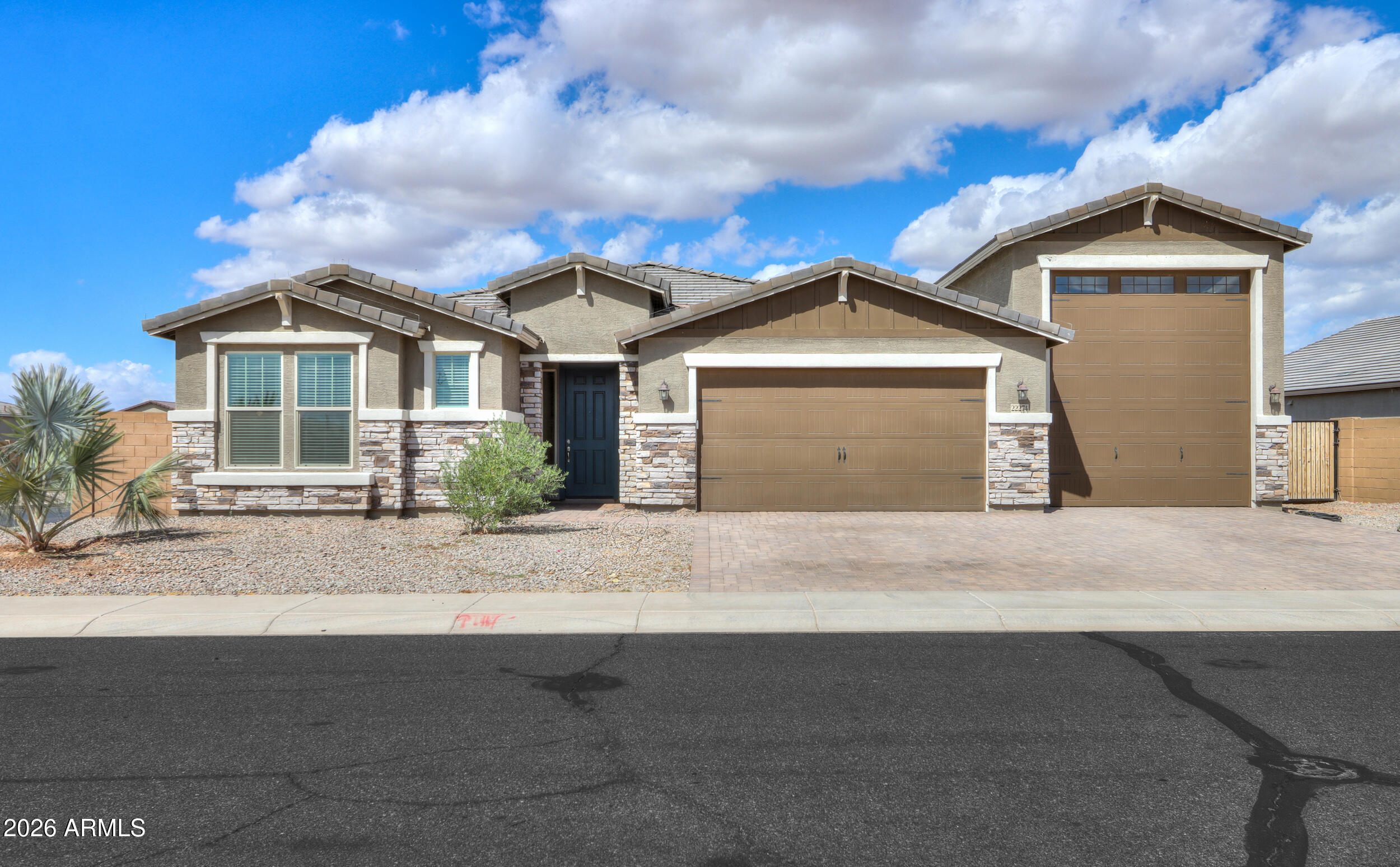 22274 N Daniel Drive — photo