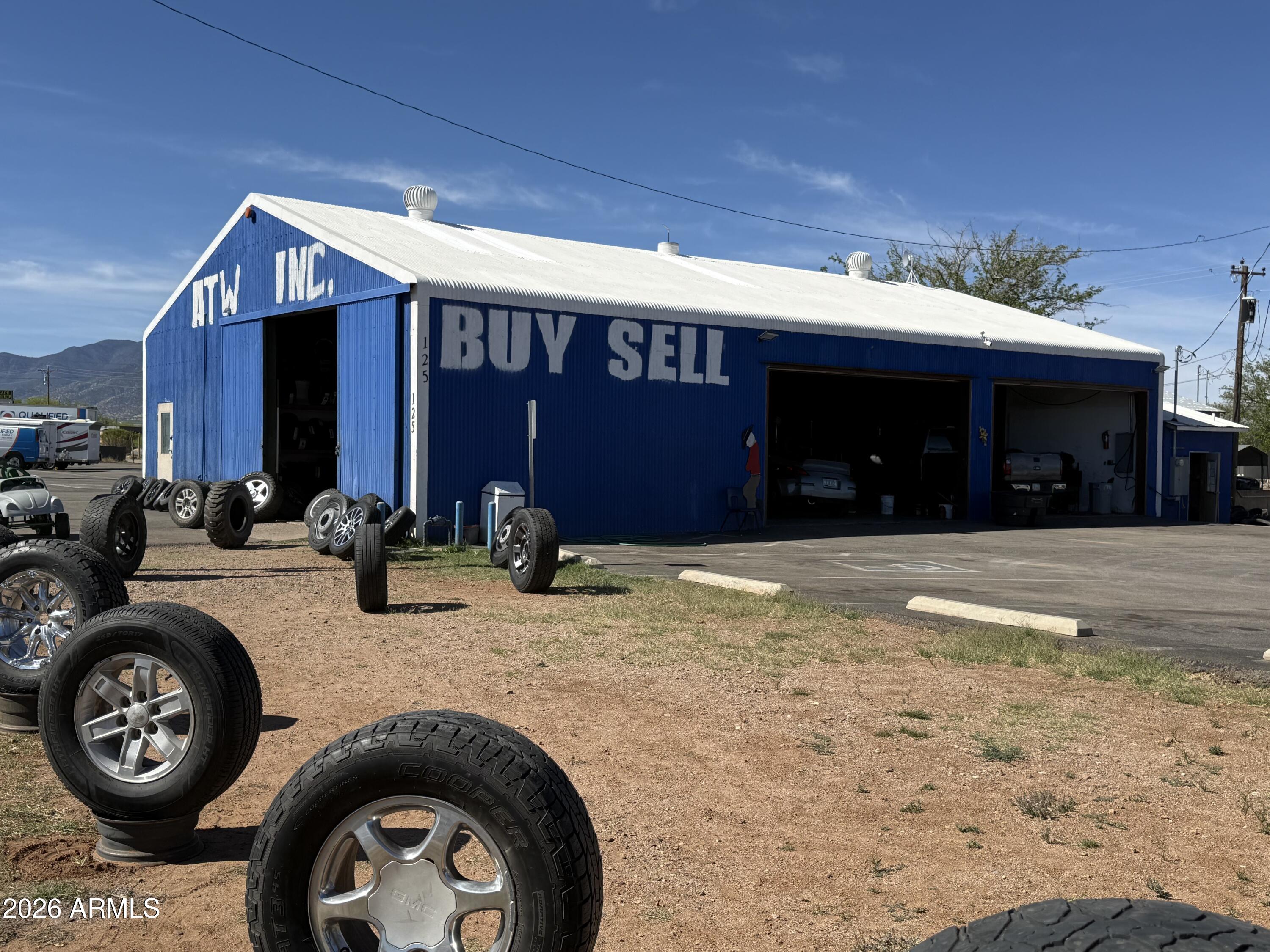 131 N Huachuca Boulevard — photo