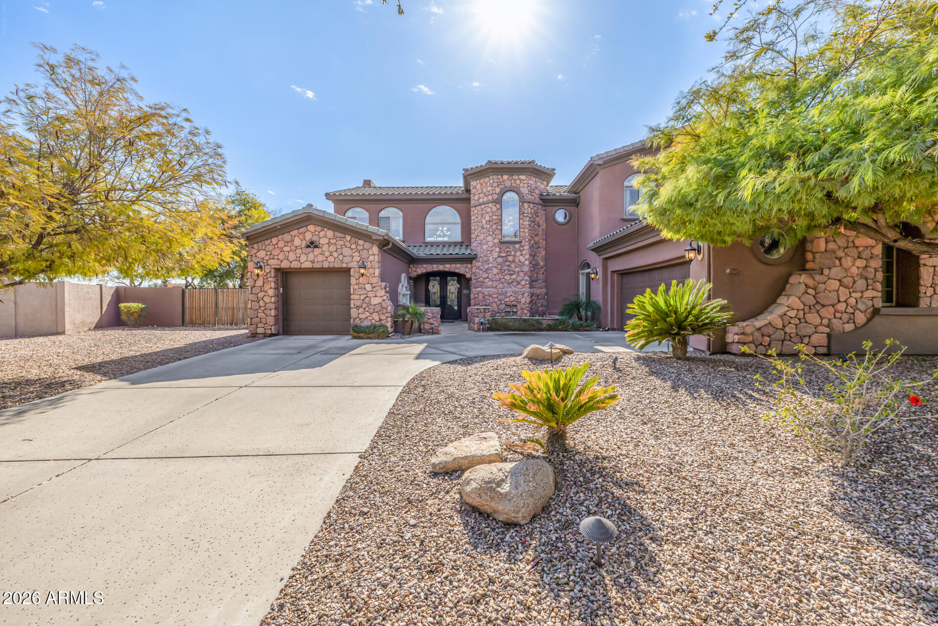 4543 S Roy Rogers Way — photo