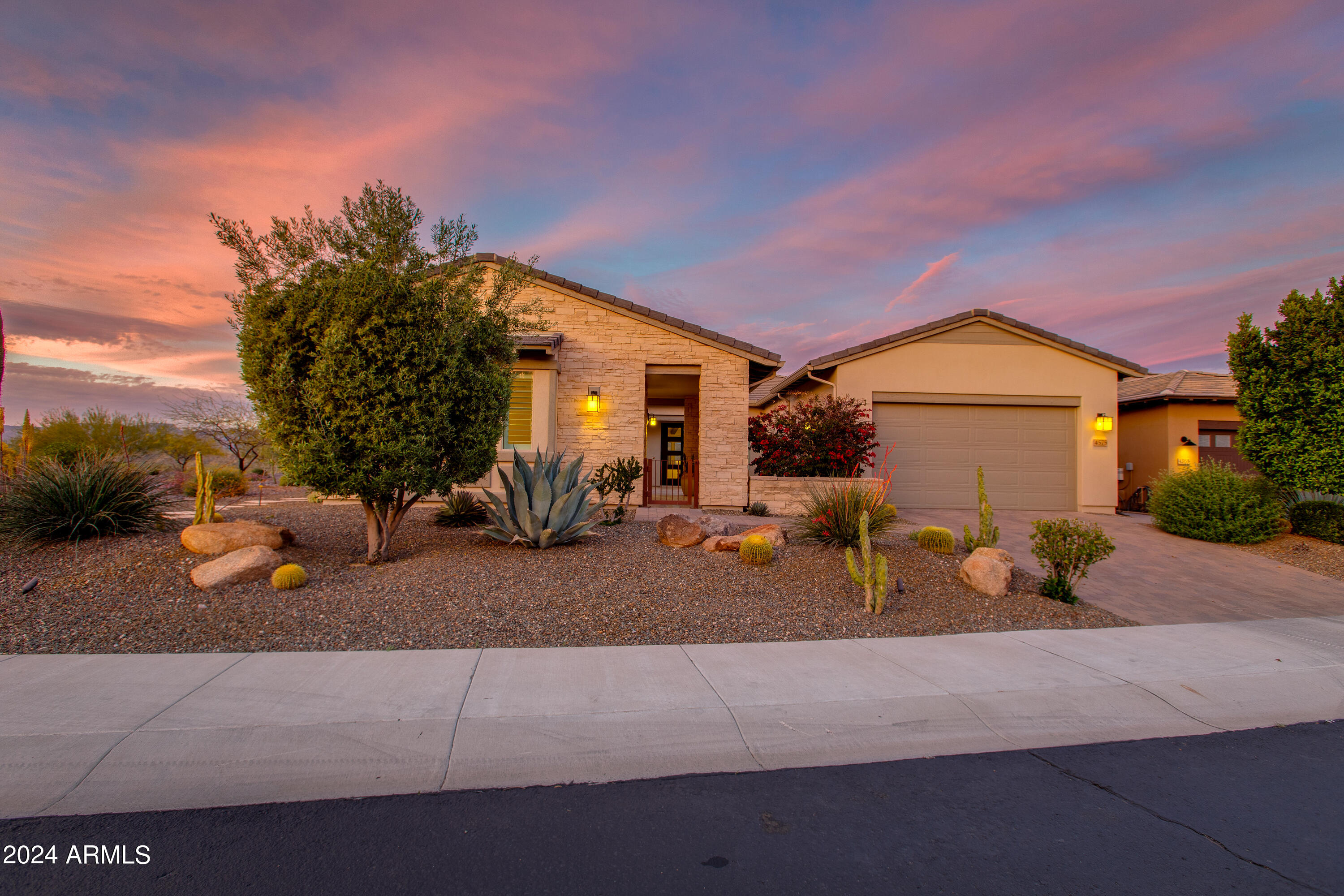 4575 Fletcher Court — photo