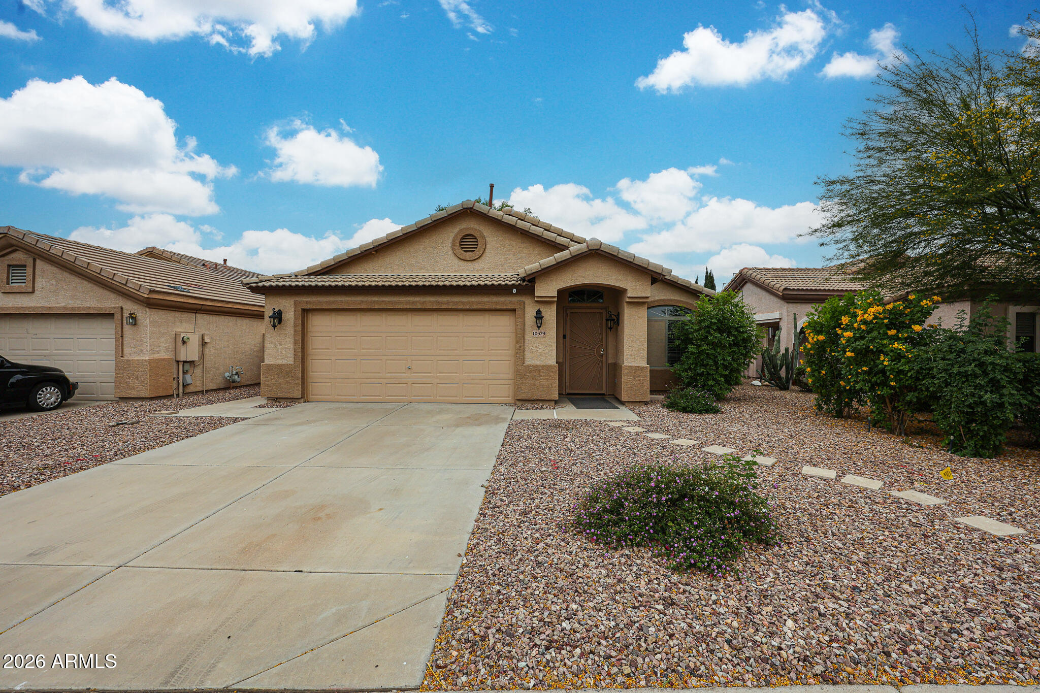10379 W Tonopah Drive — photo