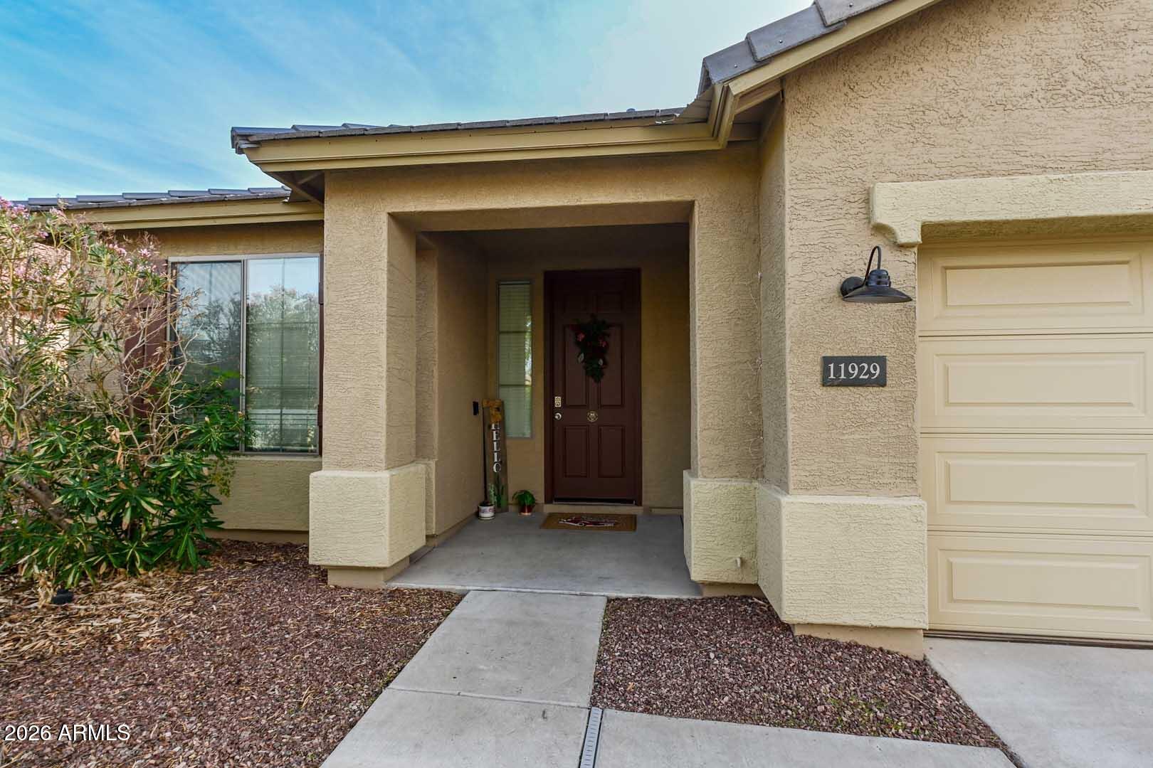 11929 W Alvarado Road — photo