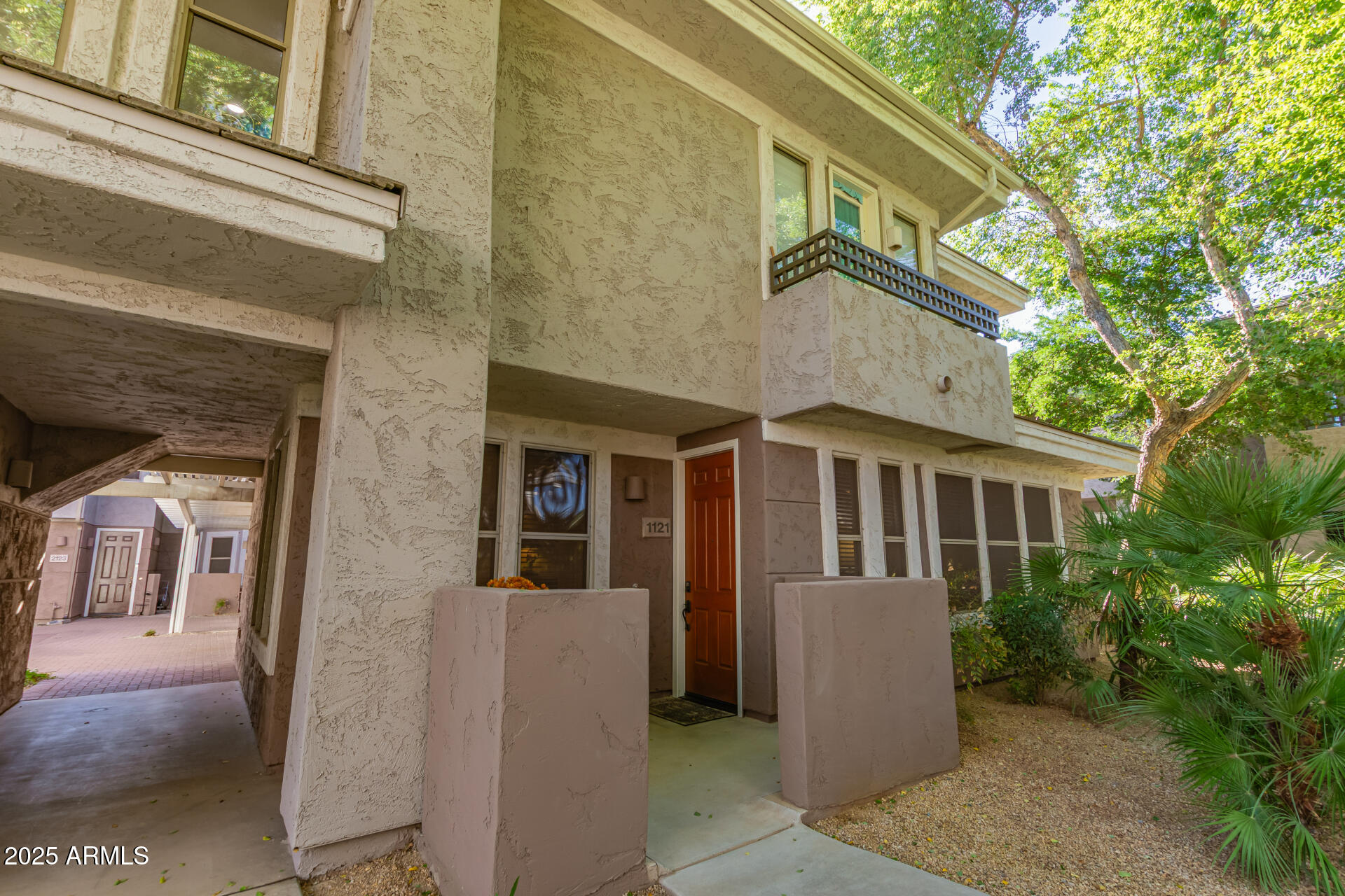 15221 N Clubgate Drive 1121 — photo