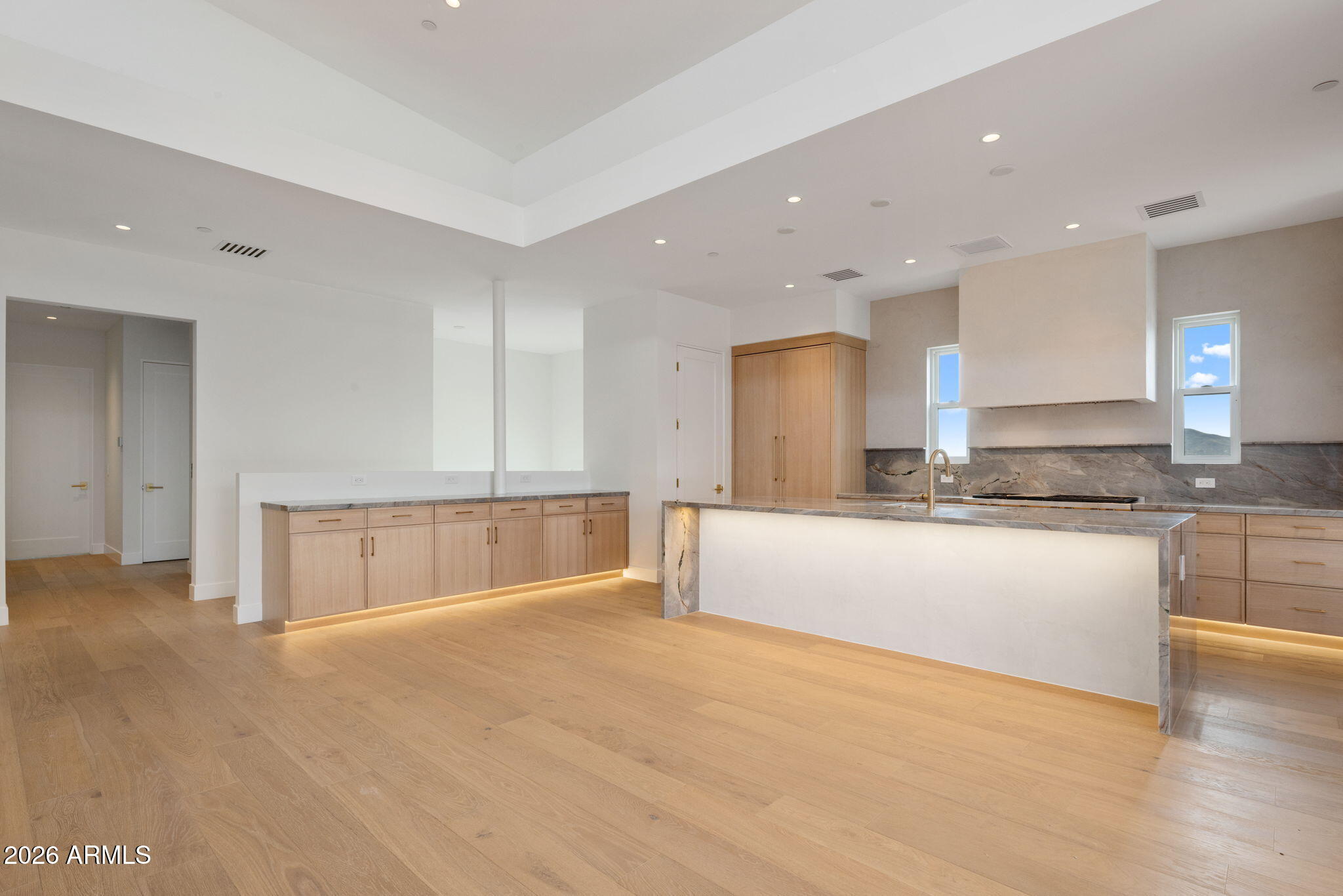 37200 N Cave Creek Road 2101 — photo