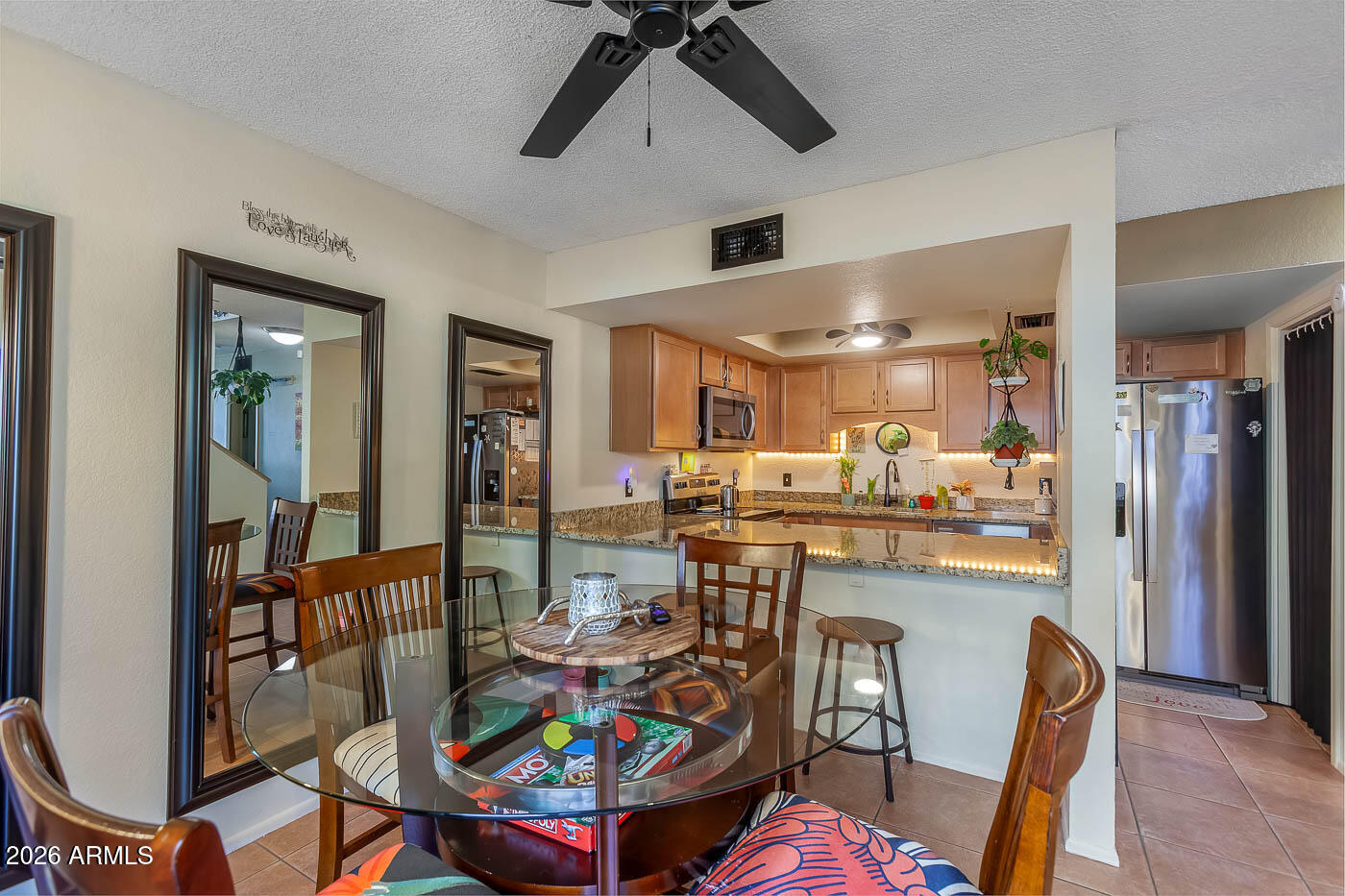 2040 S Longmore 70 — photo