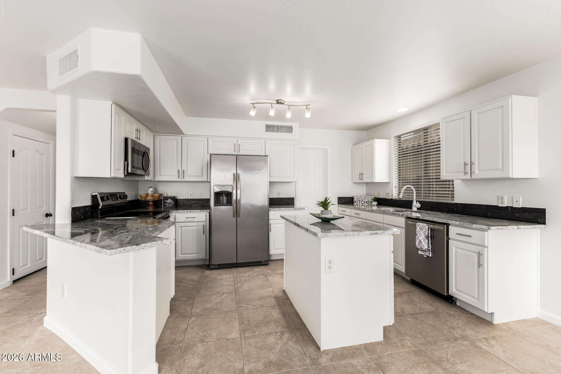 1411 S Western Skies Drive — photo