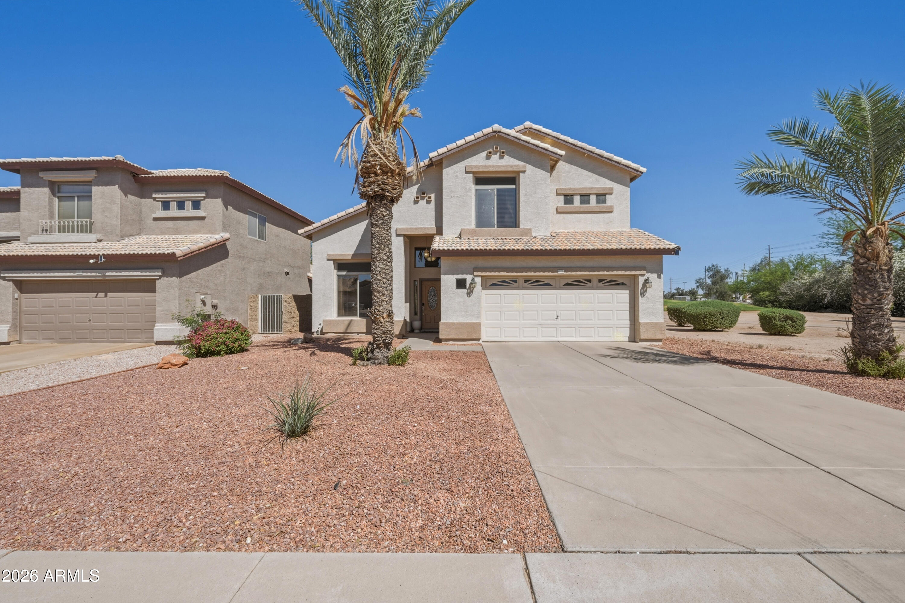 1572 E Black Diamond Drive — photo