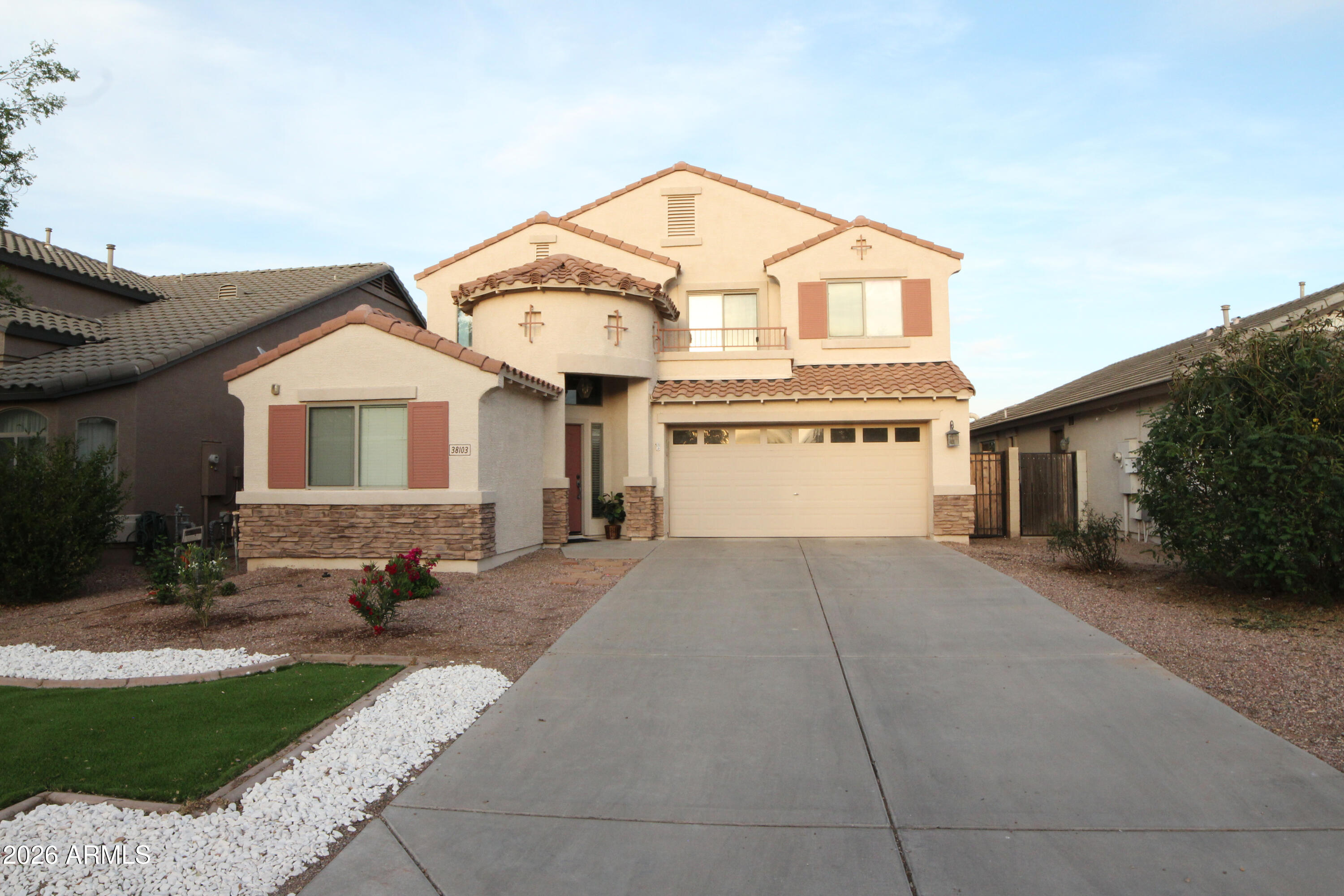 38103 N Bonnie Lane — photo