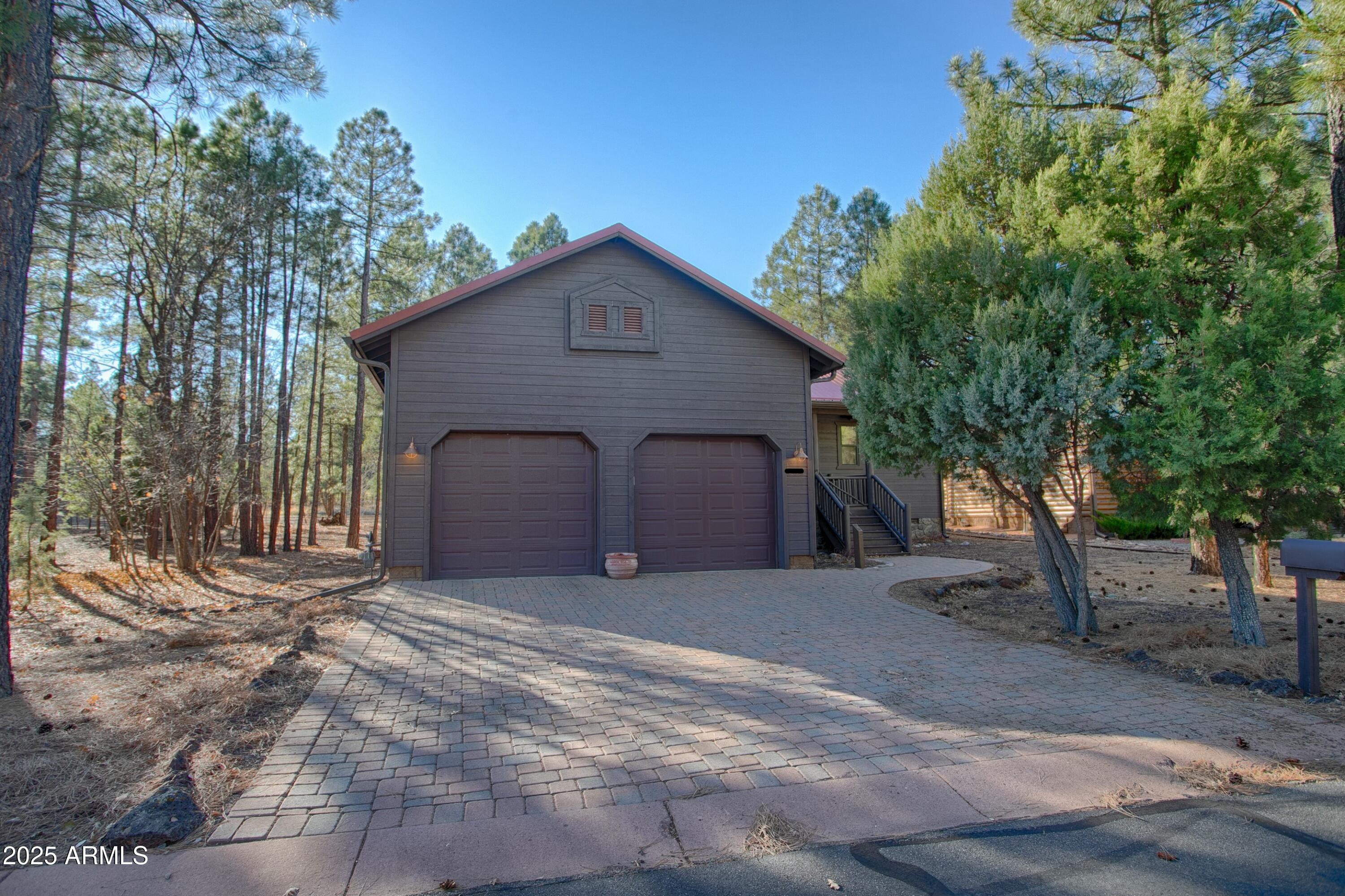 2471 W Lodgepole Lane — photo