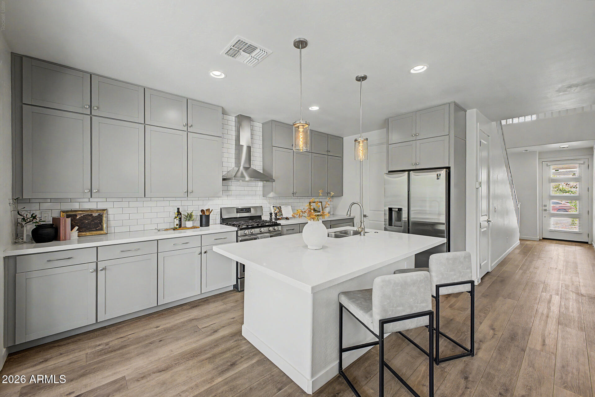 3746 E Earll Drive, Phoenix, AZ 85018 — photo 2