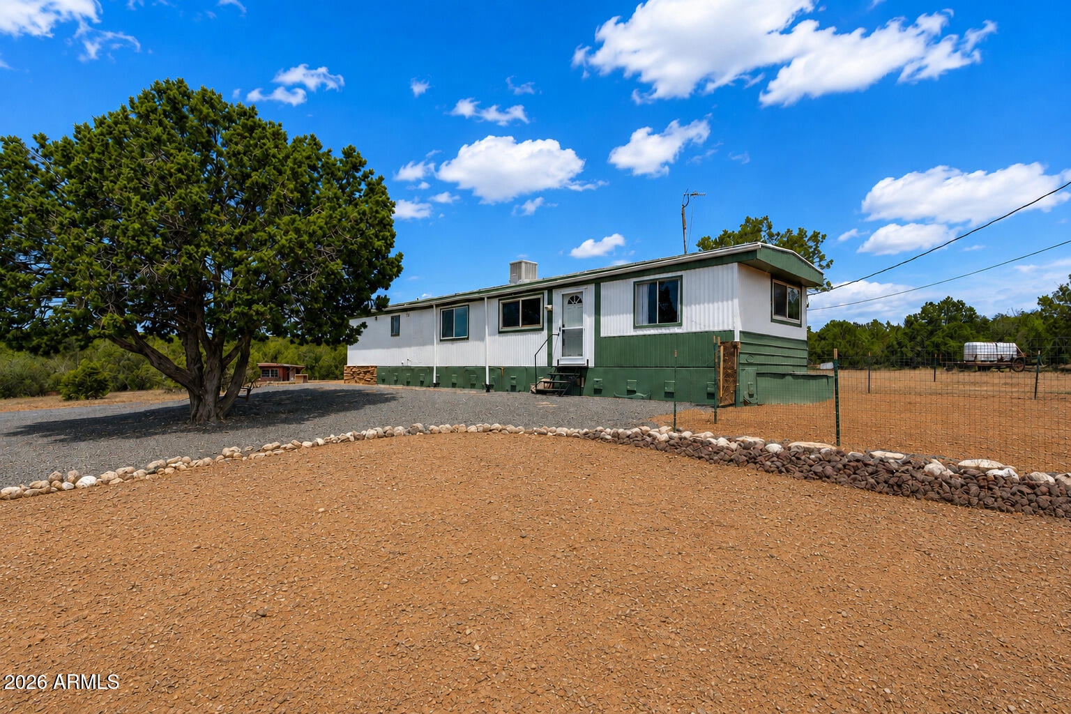 2385 W County Line Circle — photo