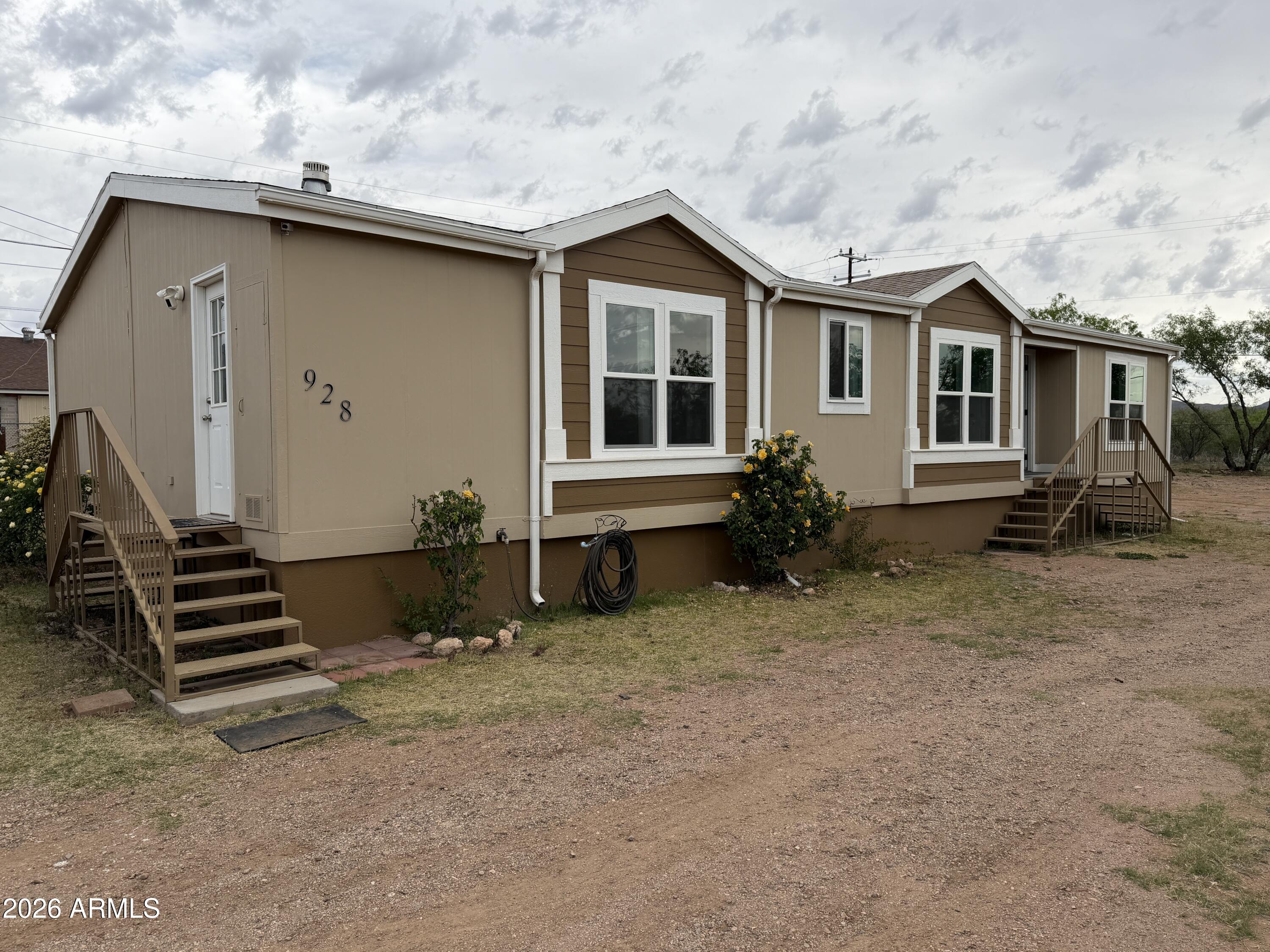 928 W Austin Street — photo