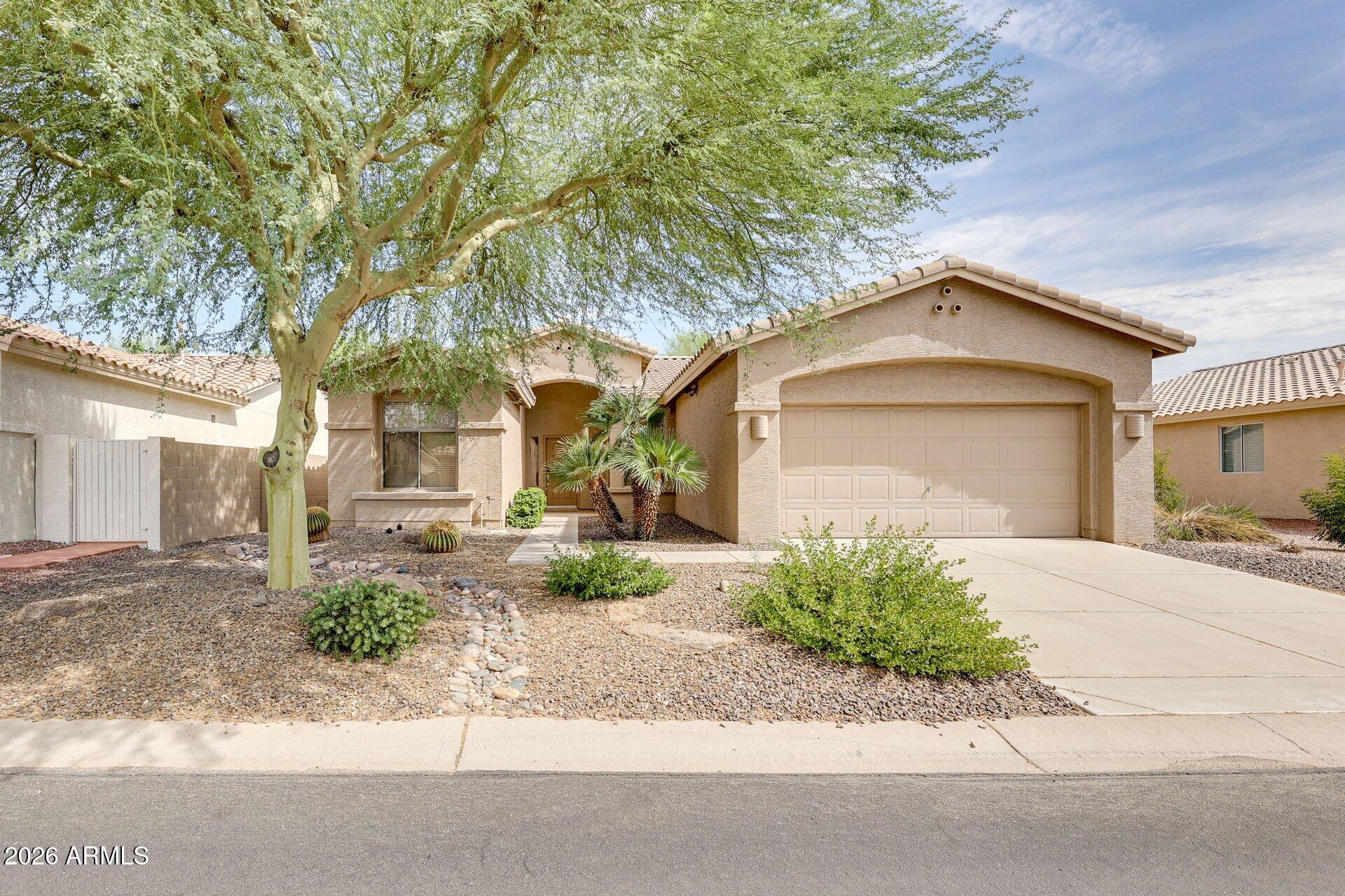 9746 E Coopers Hawk Drive — photo