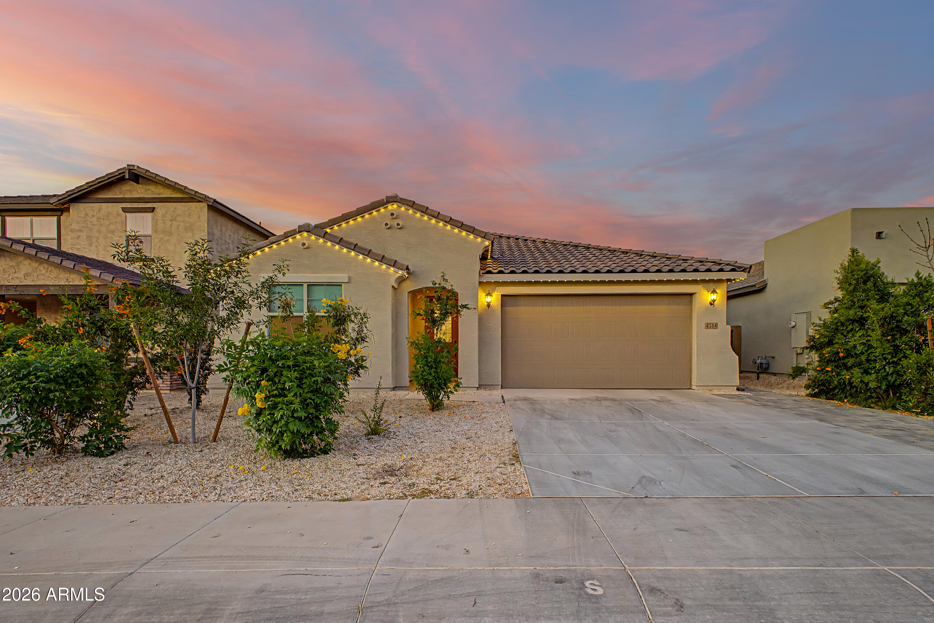 4314 W Sebastian Lane — photo