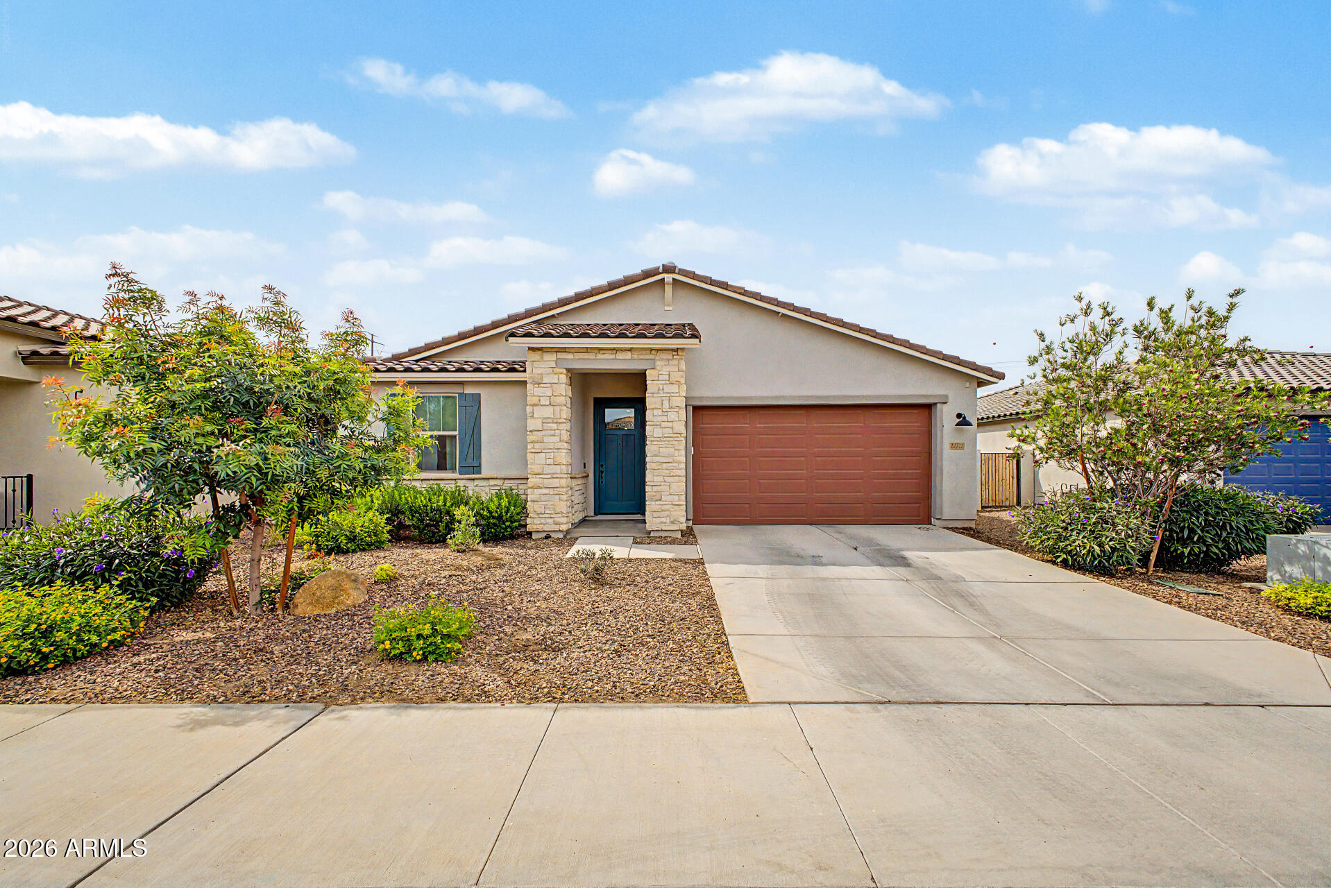 12711 W Parkway Lane — photo