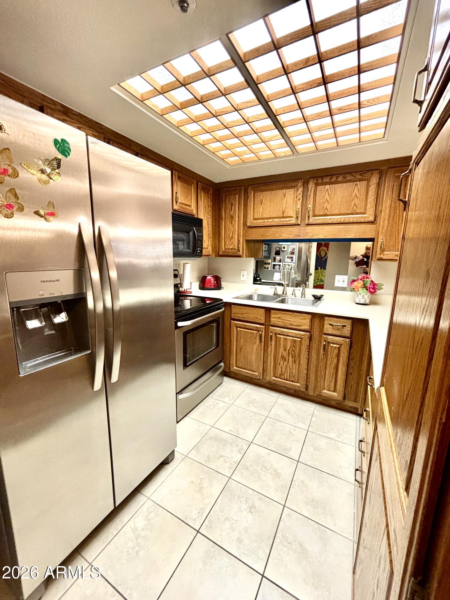 10330 W Thunderbird Boulevard a138 — photo