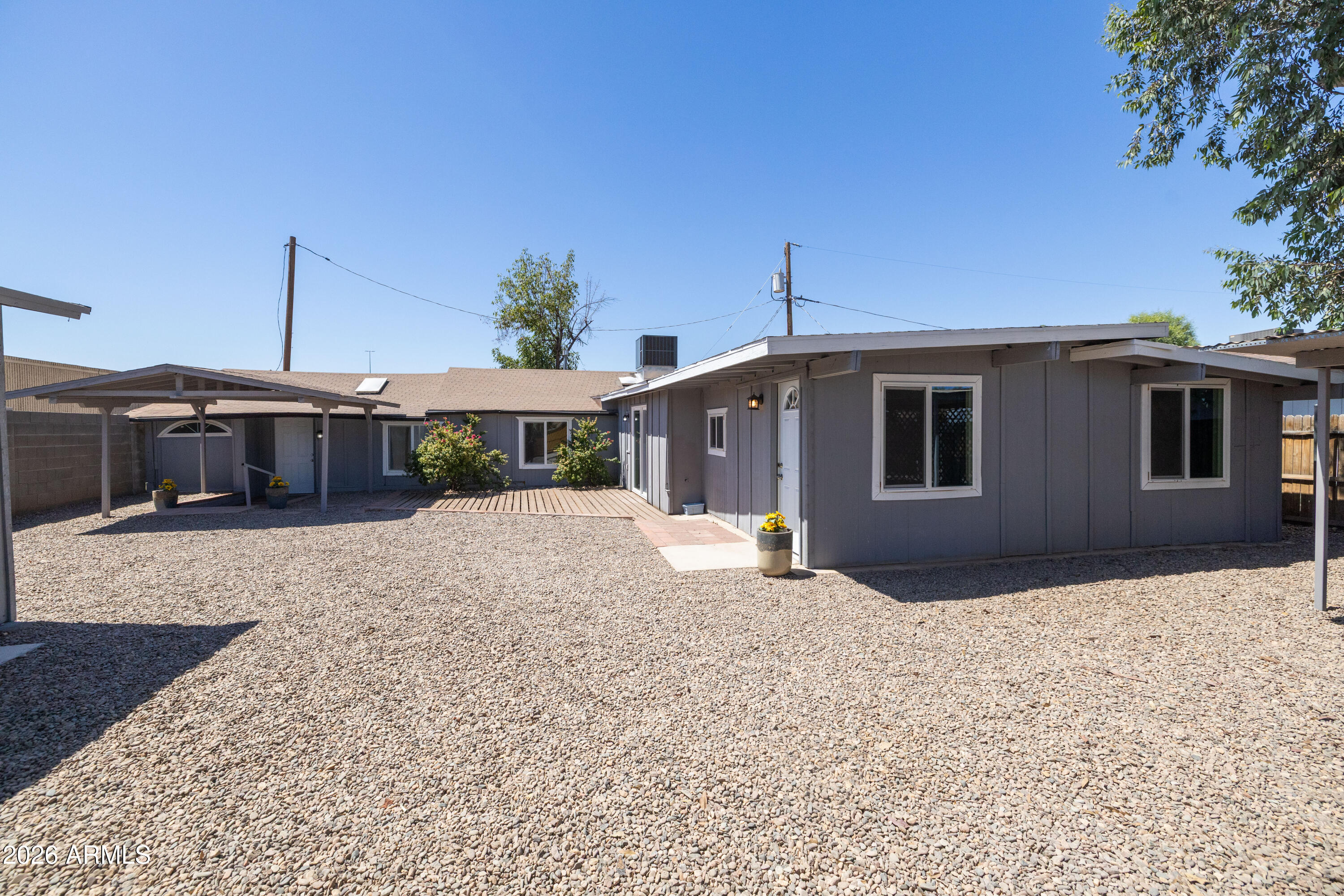 2501 W Hayward Avenue — photo