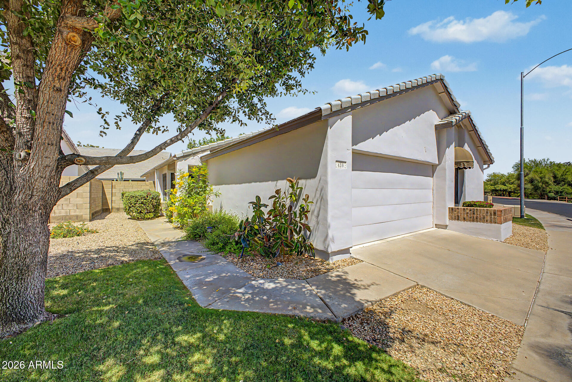 430 W Tierra Buena Lane — photo