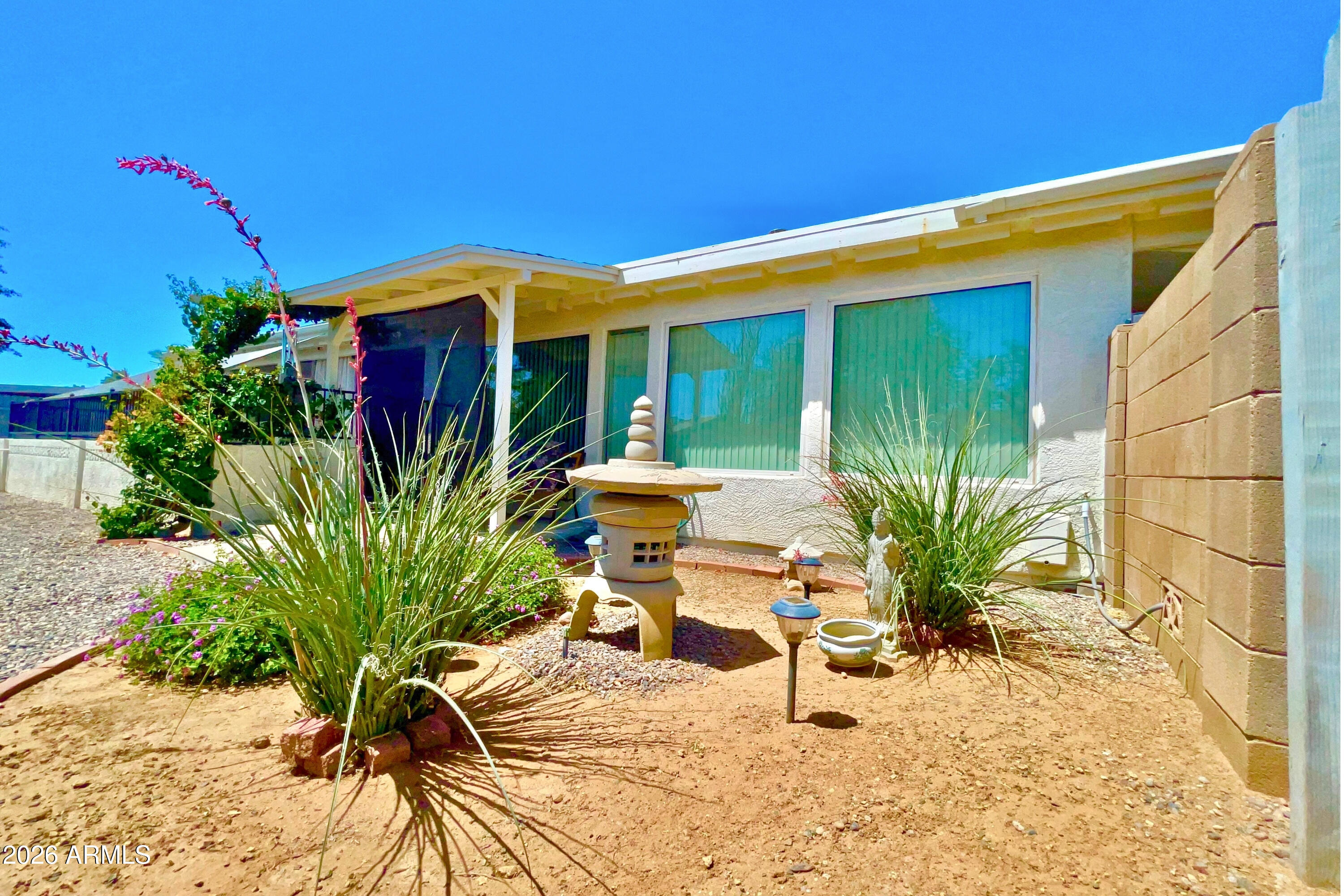10211 W Deanne Drive — photo