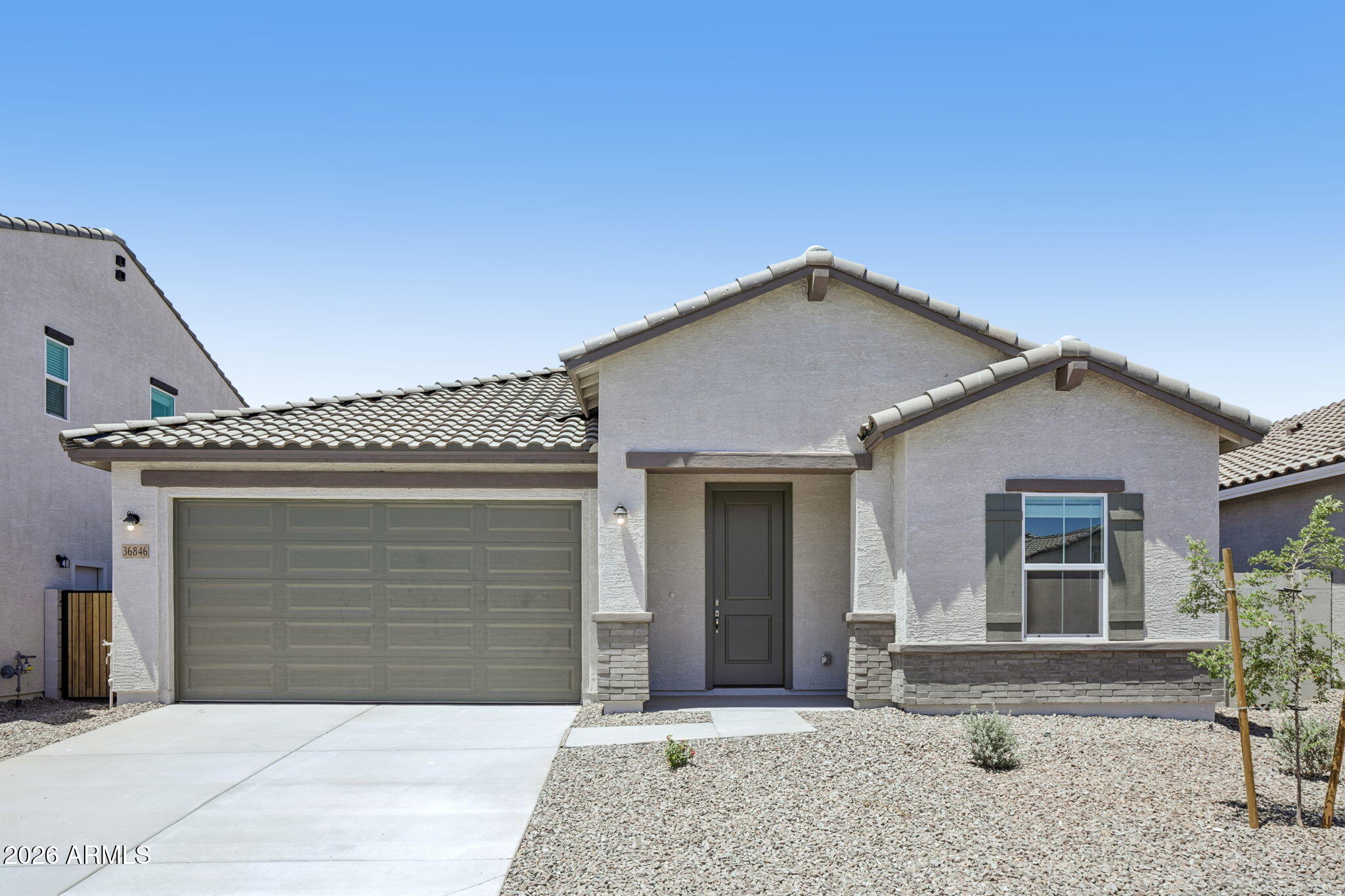 36846 W Nina Street — photo