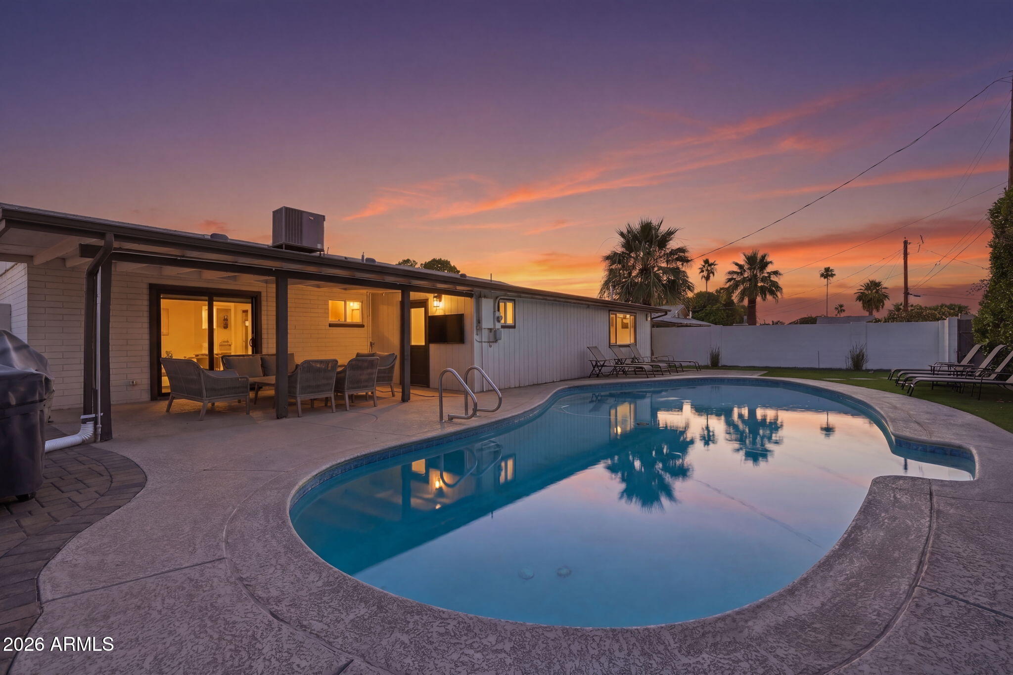 6413 E Parkview Drive — photo