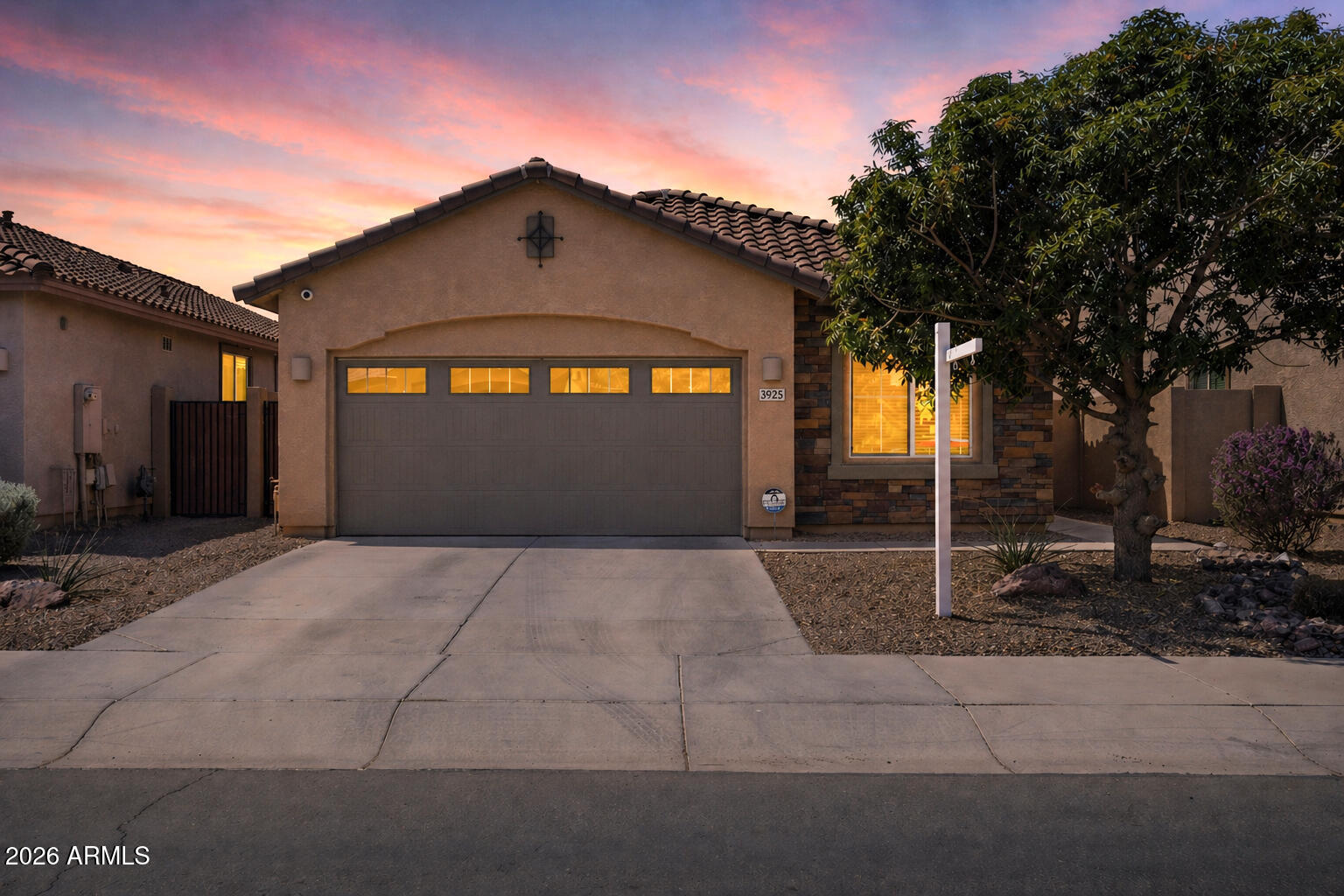 3925 E Narrowleaf Drive — photo
