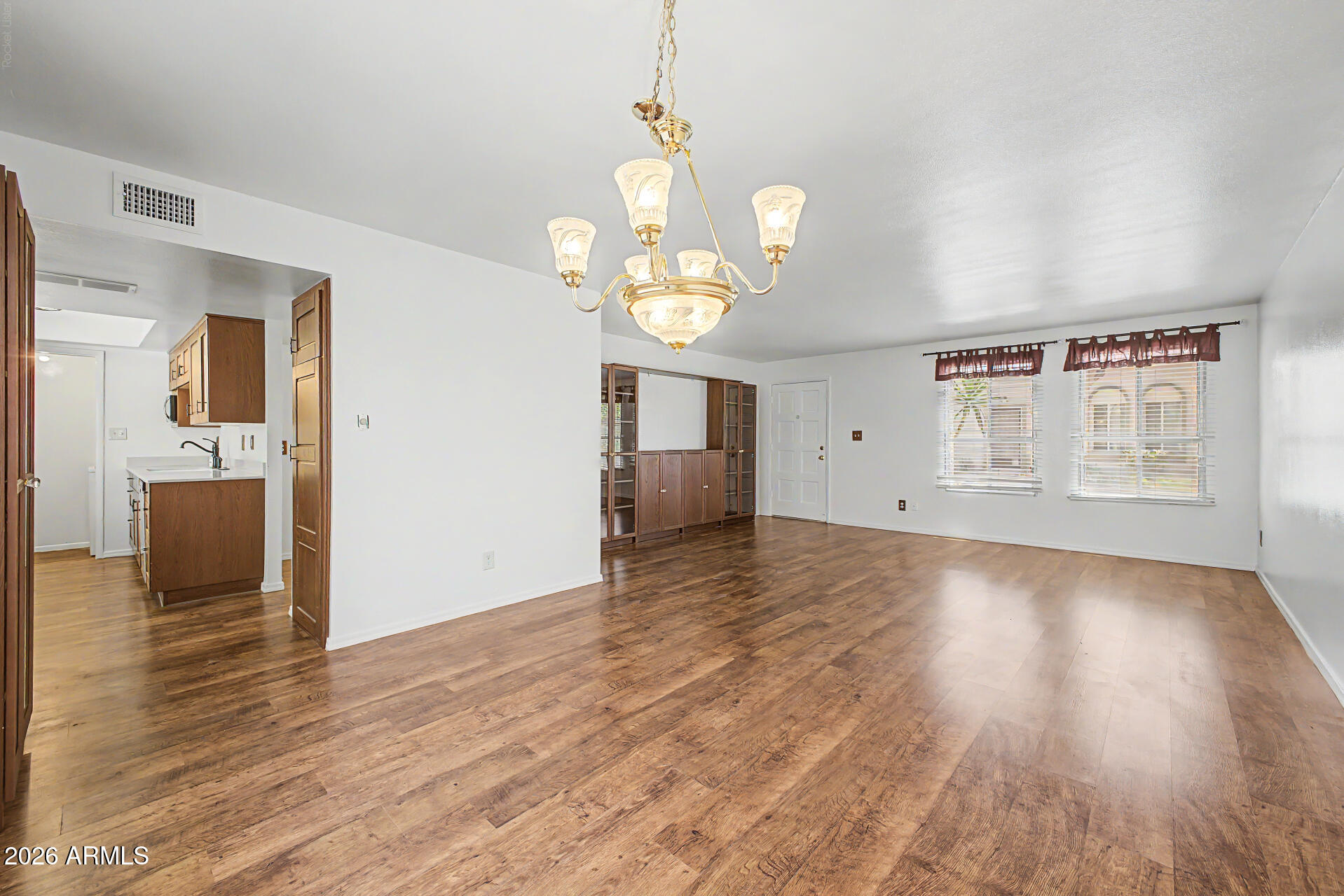5873 E Thomas Road — photo