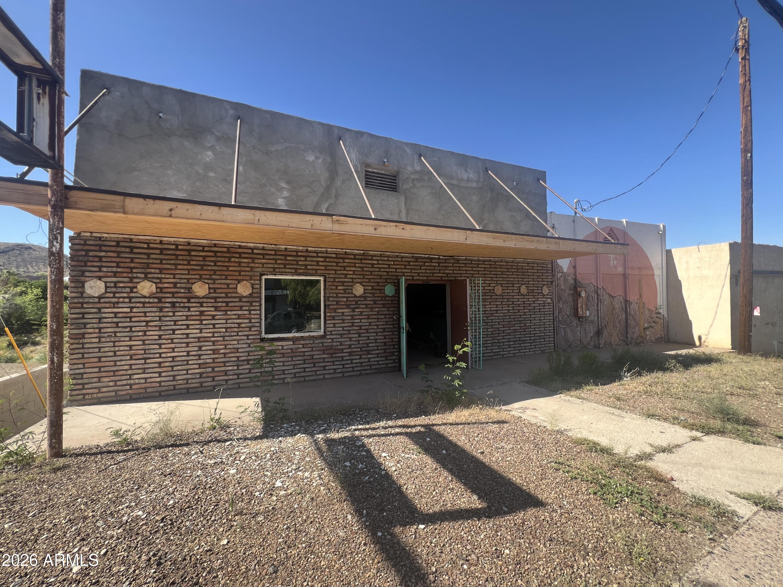 XXX W Main Street — photo