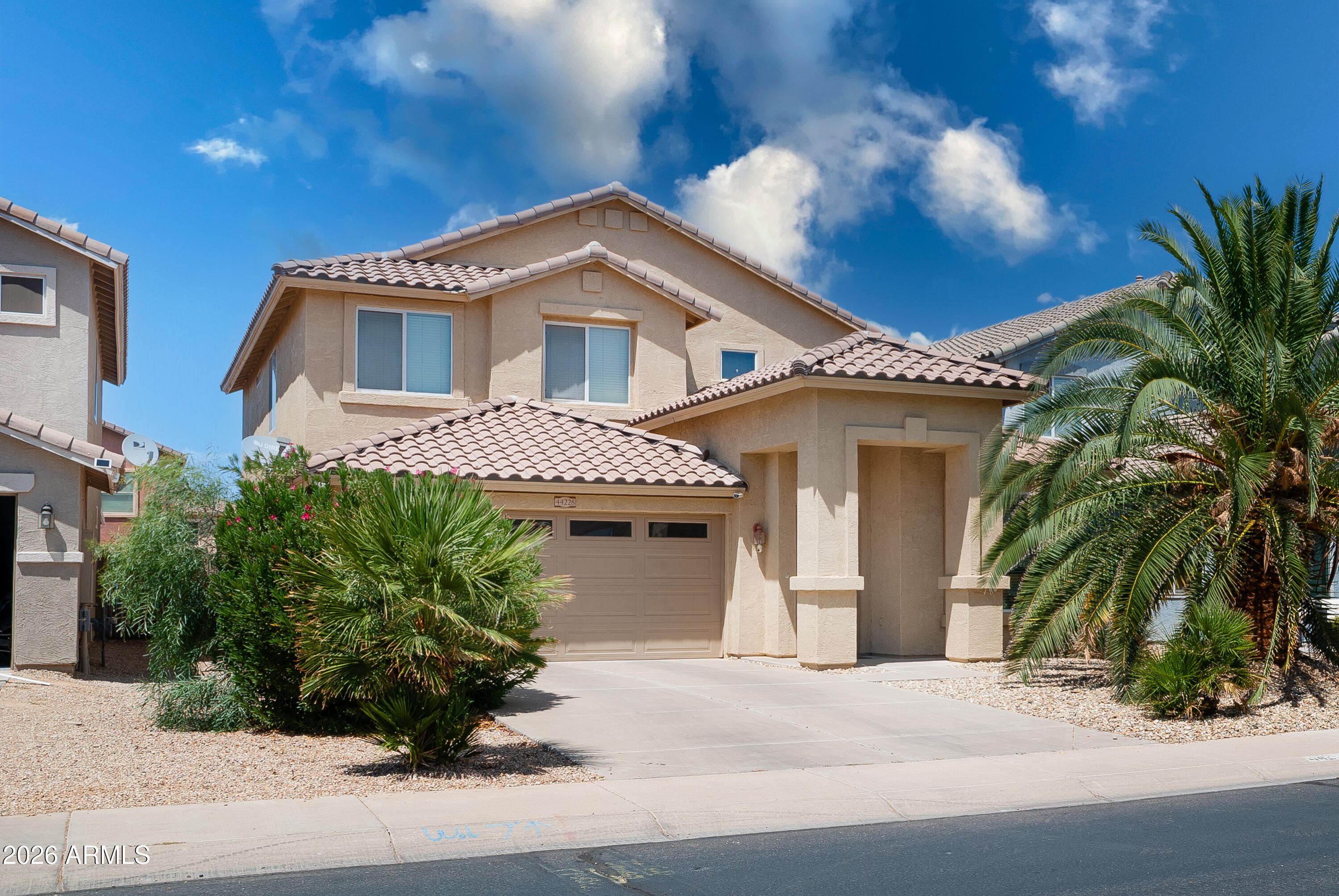 44228 W McClelland Drive — photo