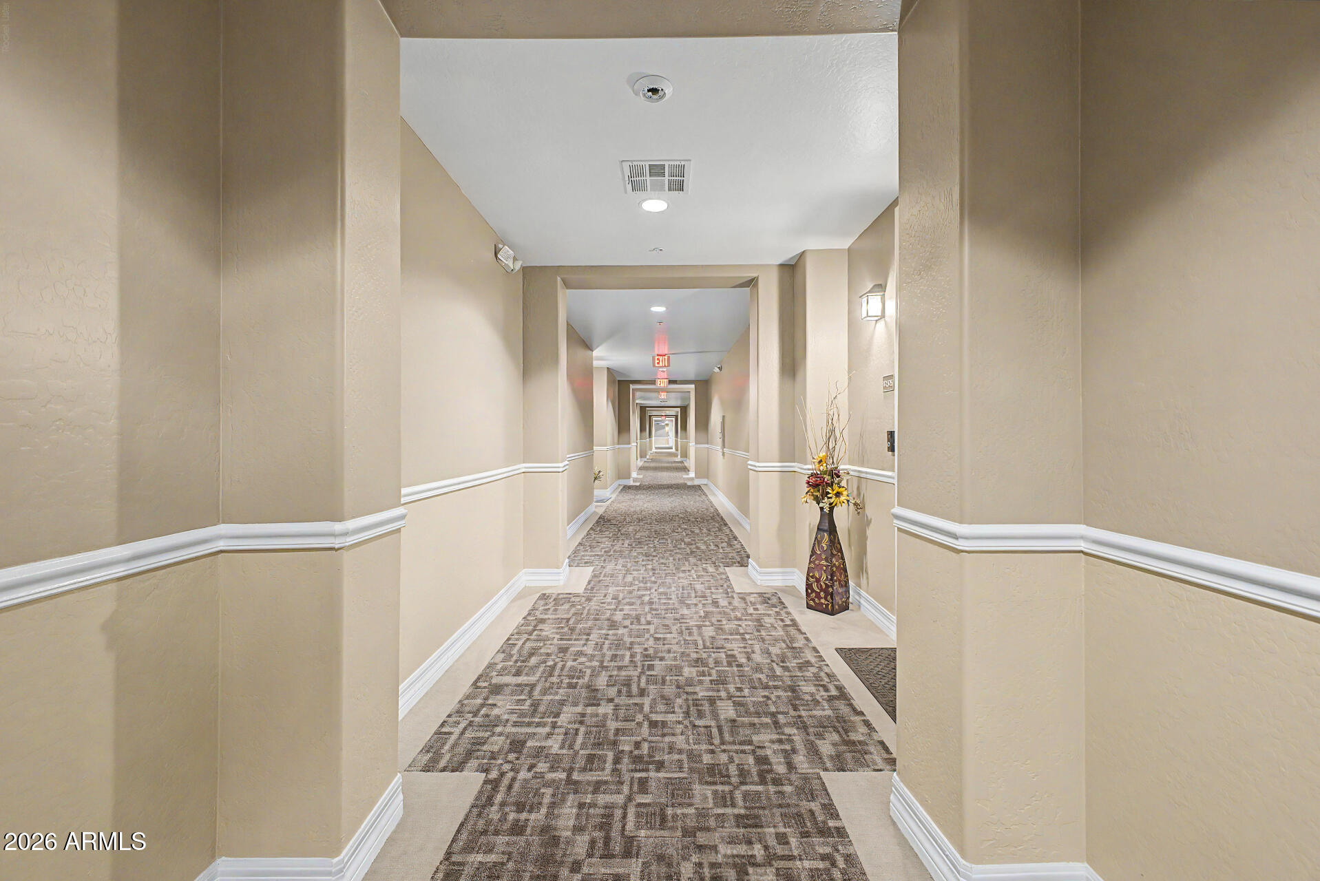 14575 W Mountain View Boulevard 10305 — photo