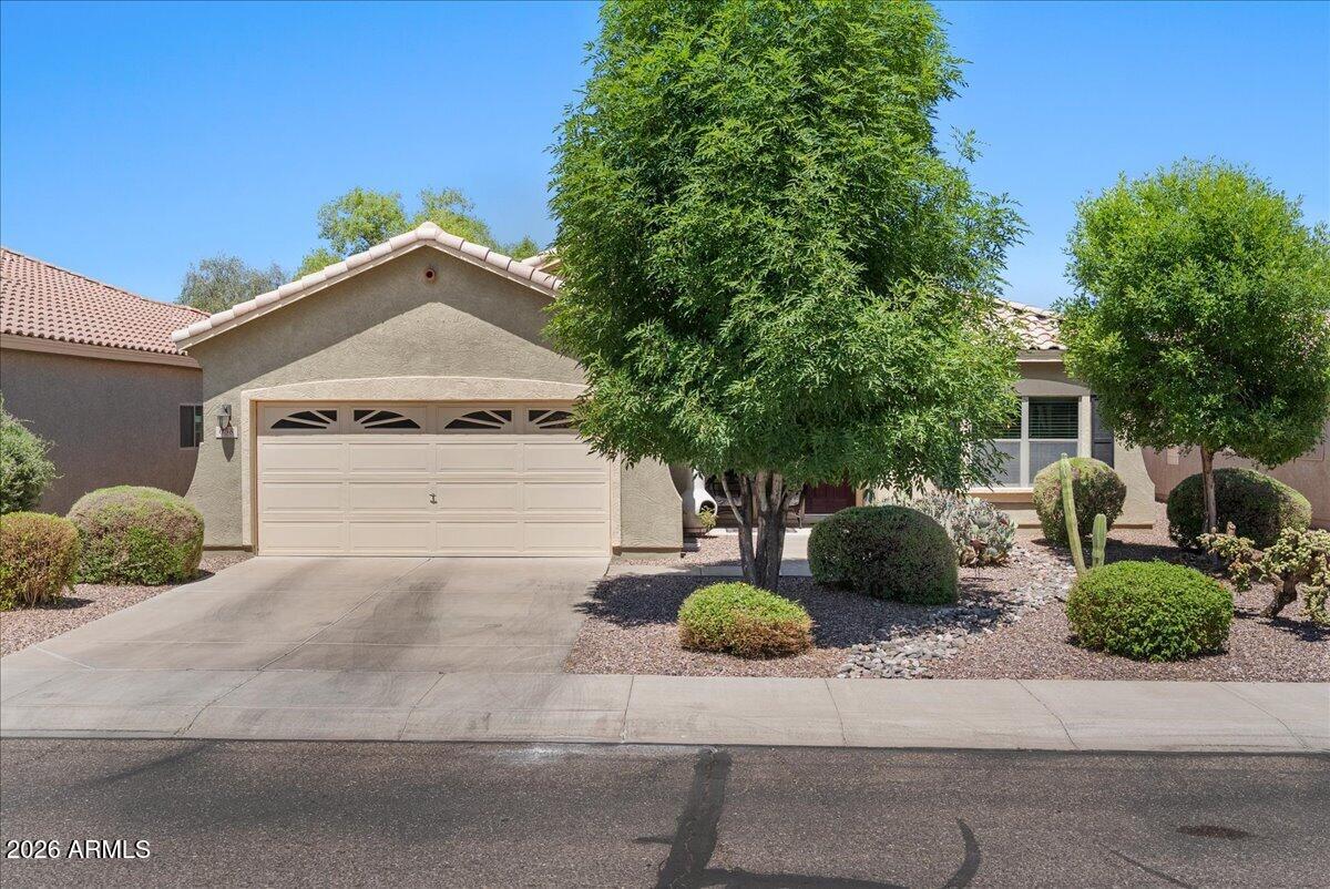 658 W Silver Reef Court — photo