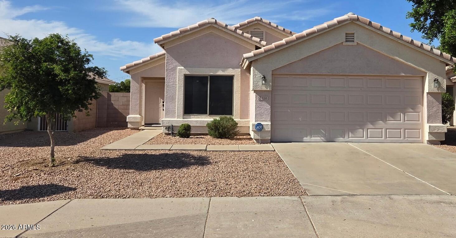 3210 W Louise Drive — photo