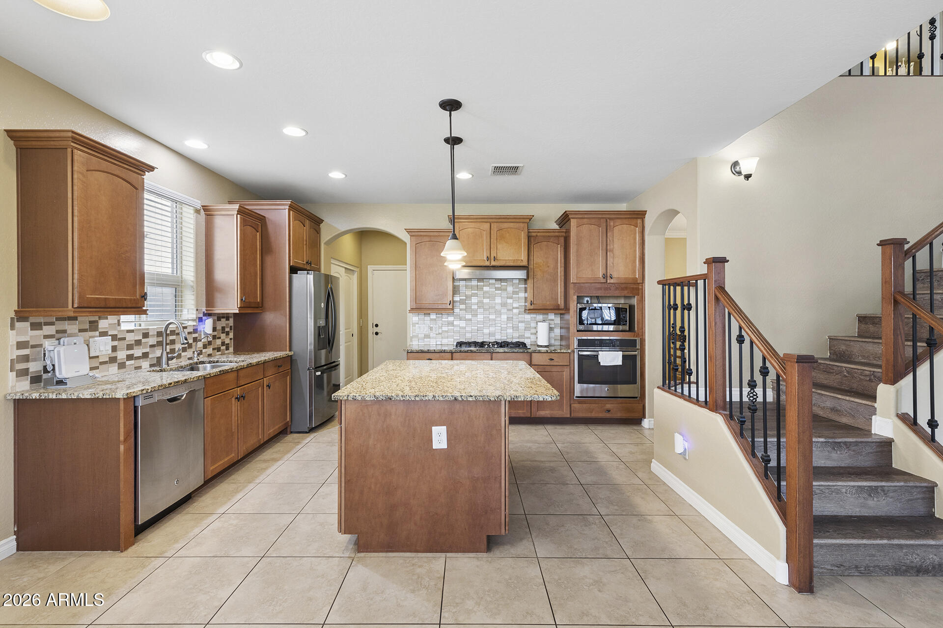 244 E Mead Drive — photo