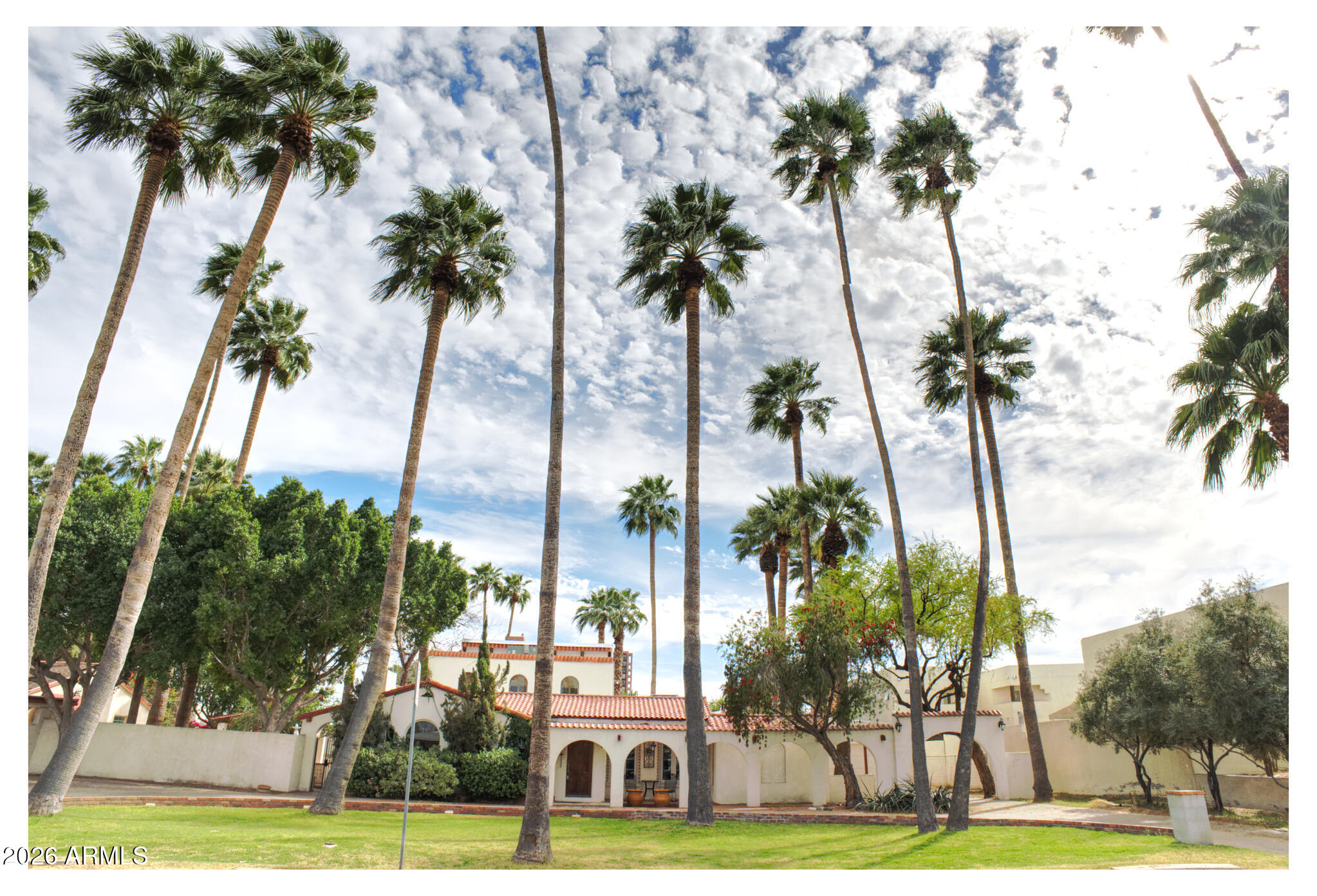 15 W Pasadena Avenue — photo