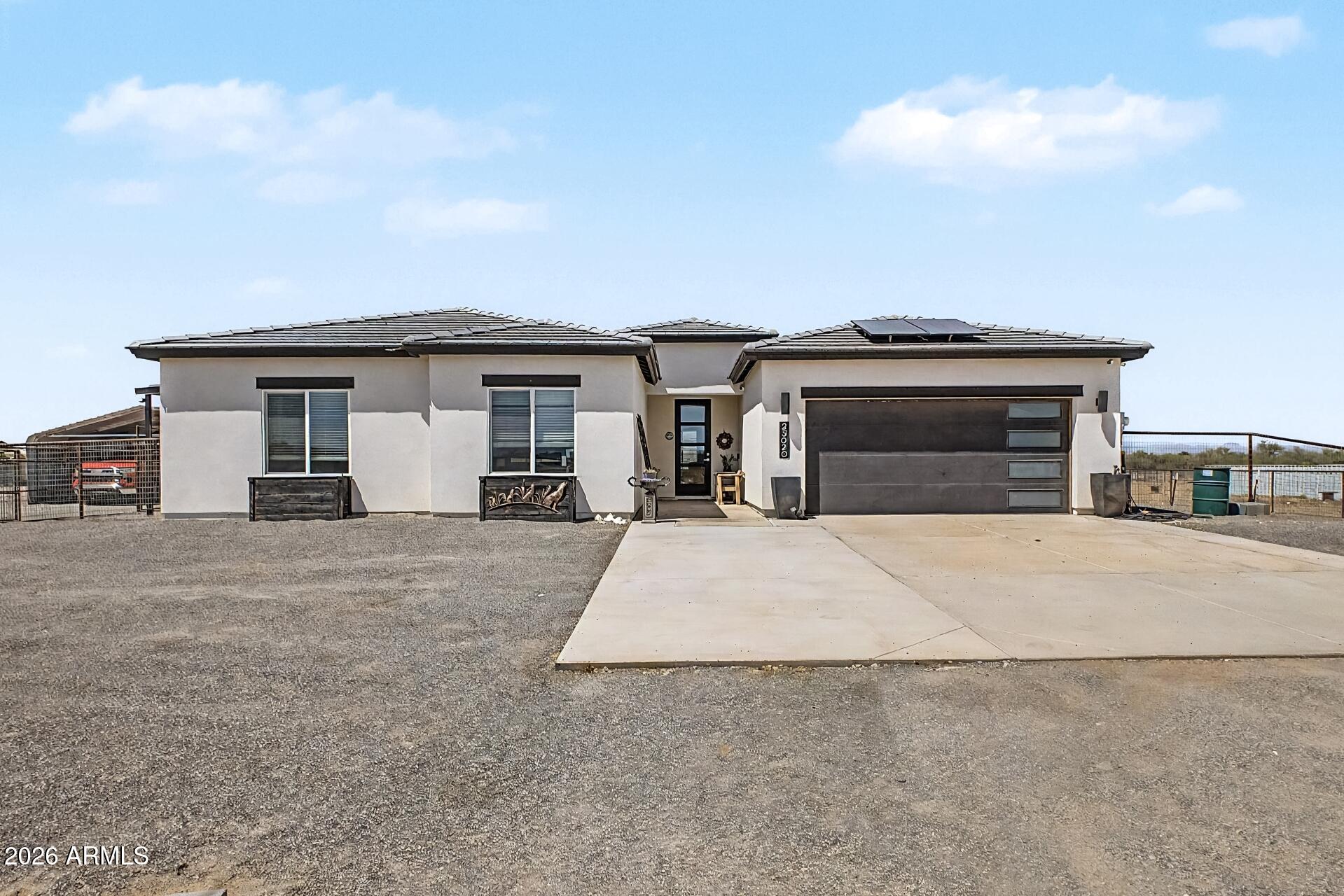 23020 W Skinner Road — photo