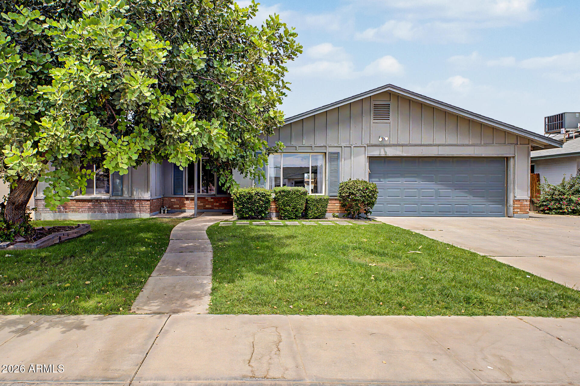 1632 E Palmcroft Drive — photo