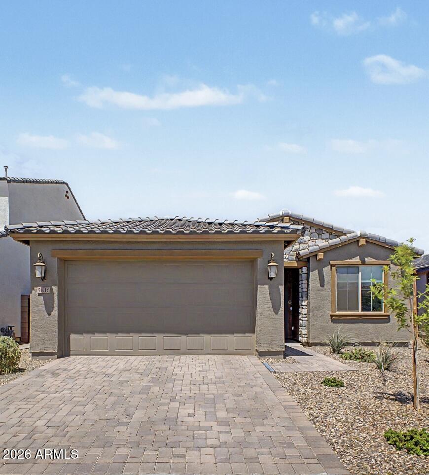 5636 W Chuck Box Road — photo